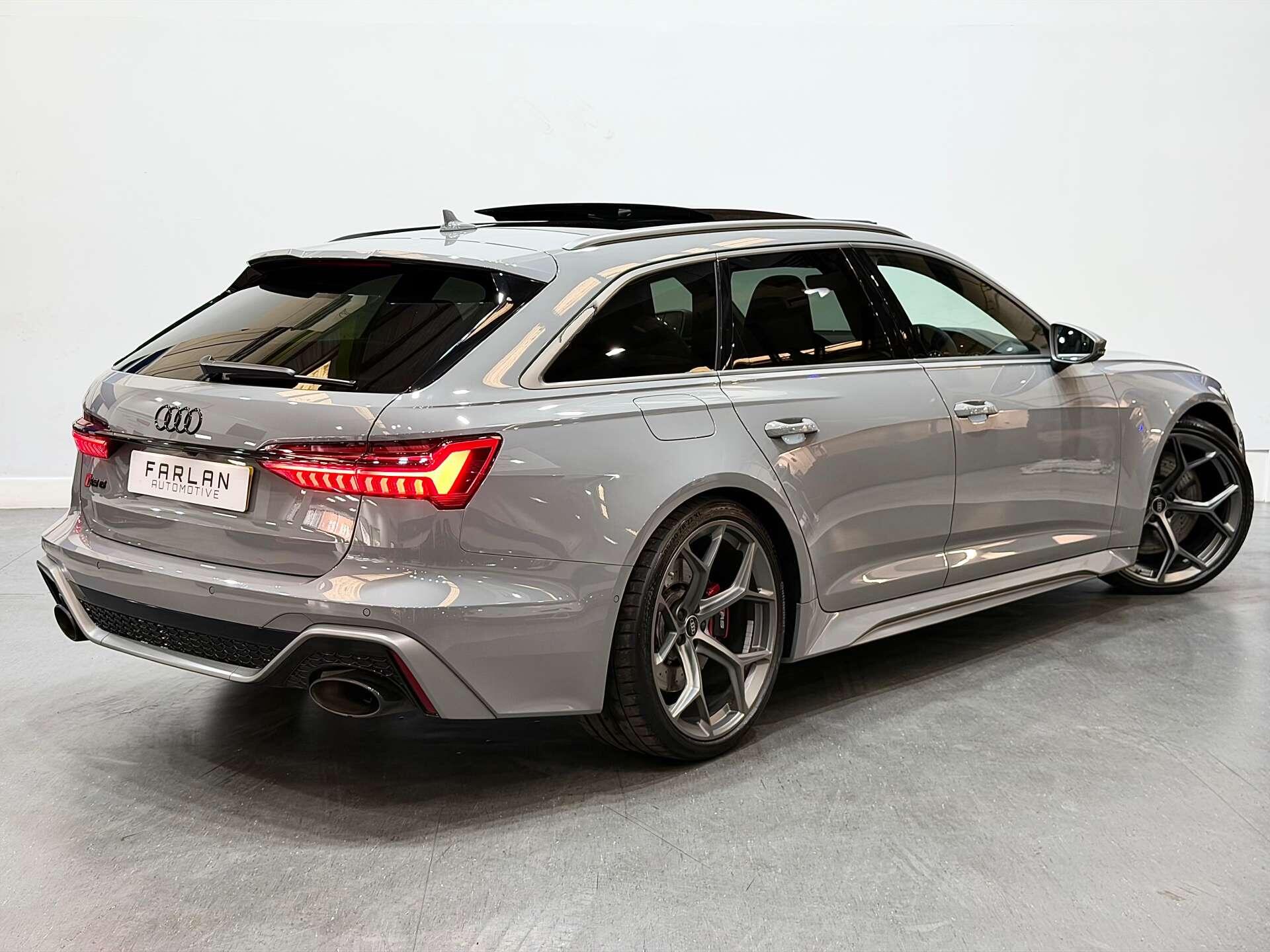 Audi RS6 view 18