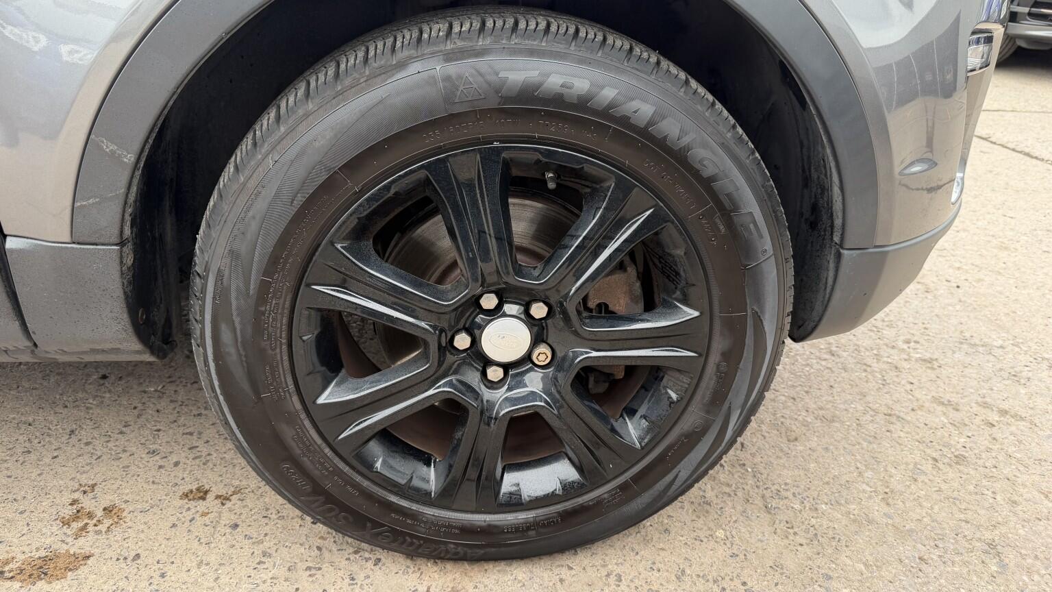 Land Rover Range Rover Evoque view 43