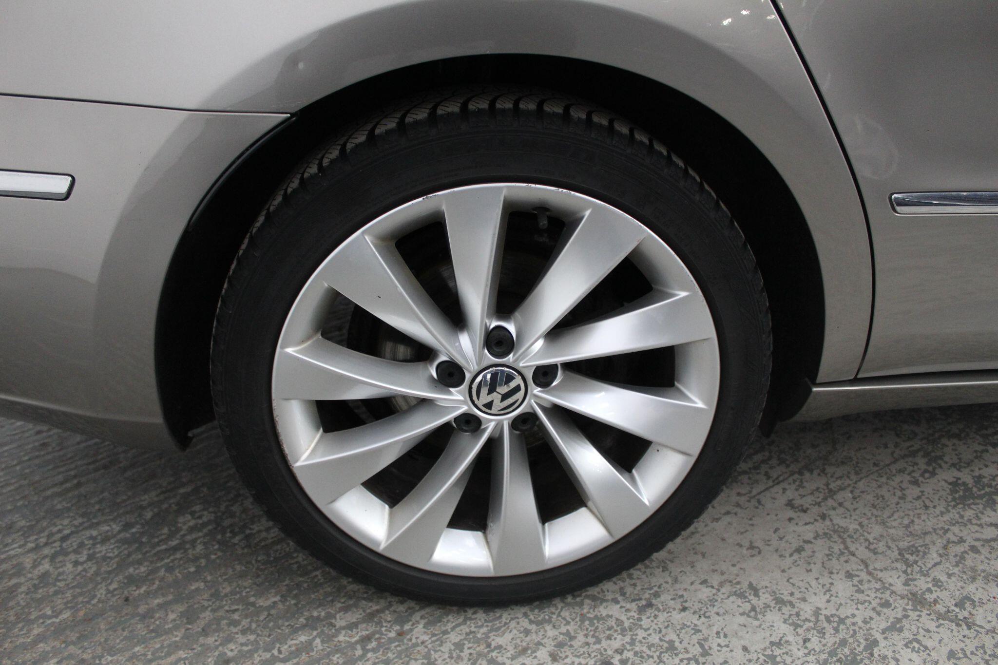 Volkswagen CC view 54