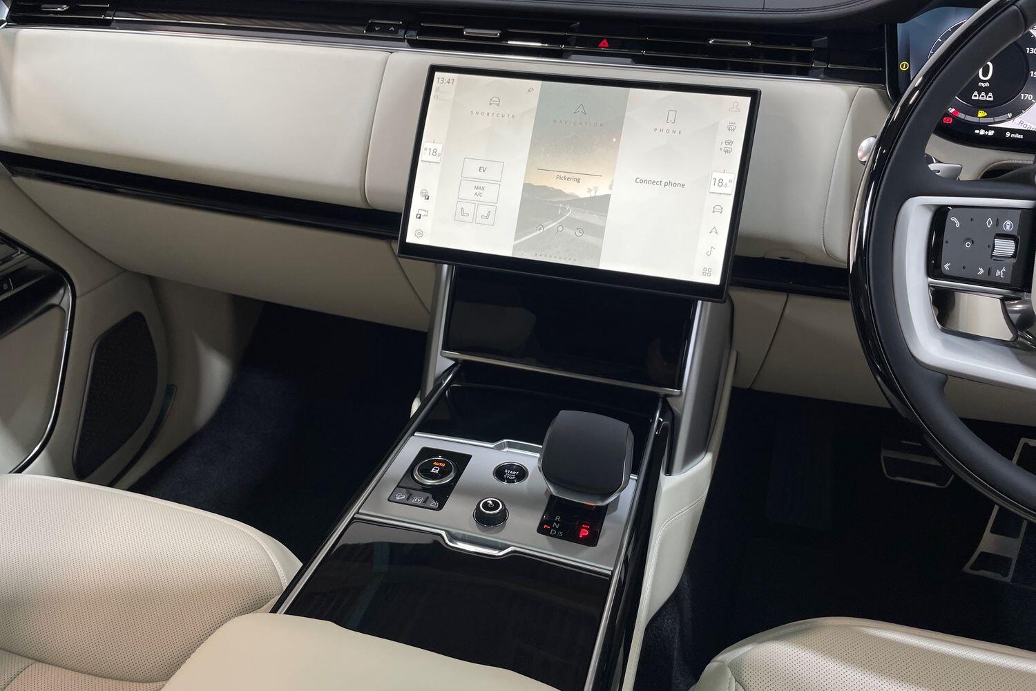 Land Rover Range Rover view 12