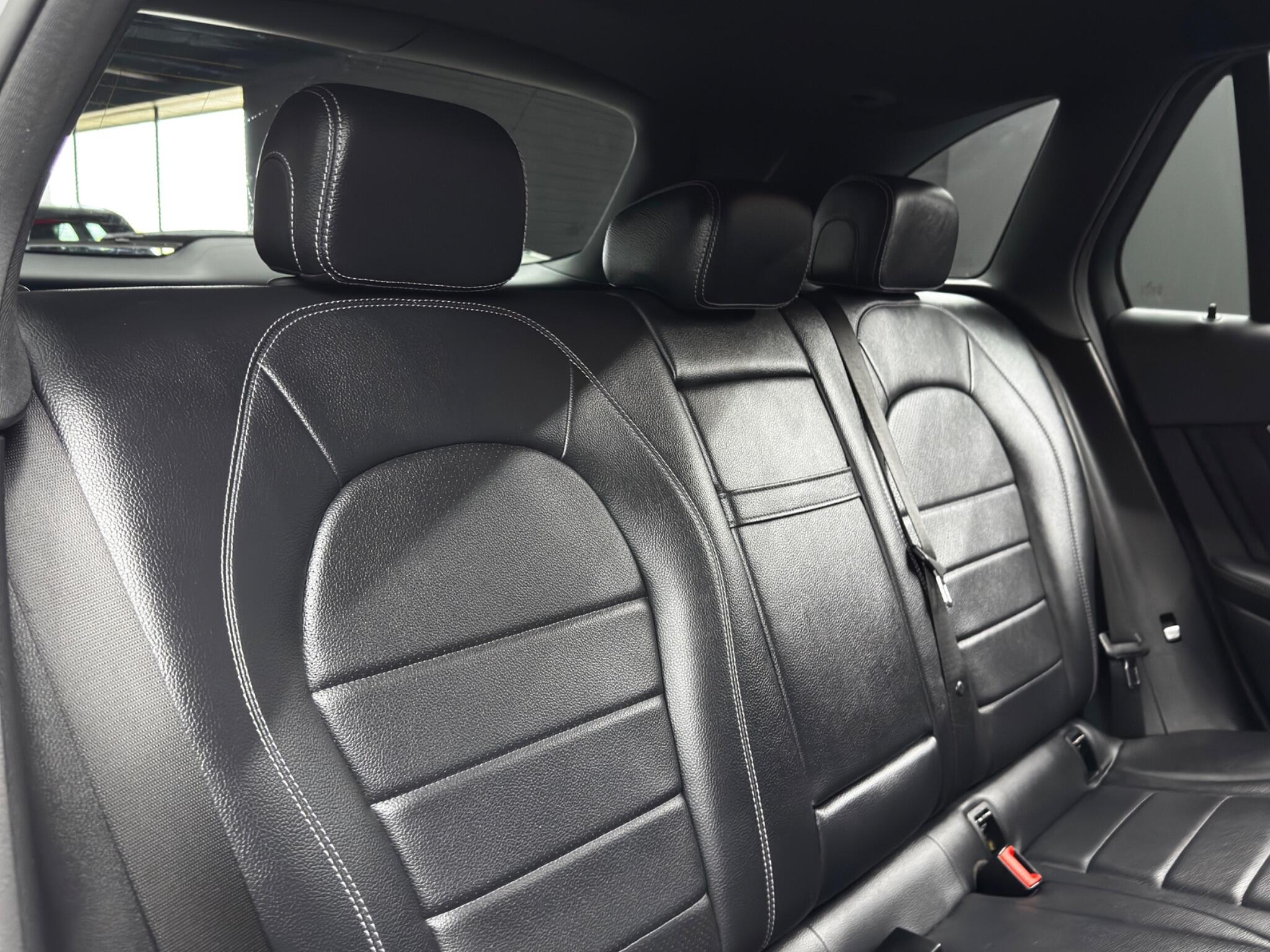 Mercedes-Benz GLC view 15