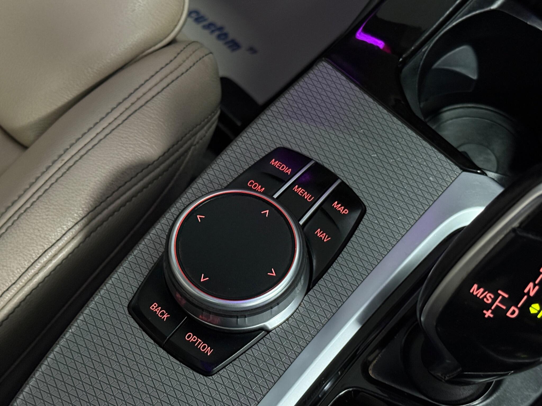 BMW X3 view 22