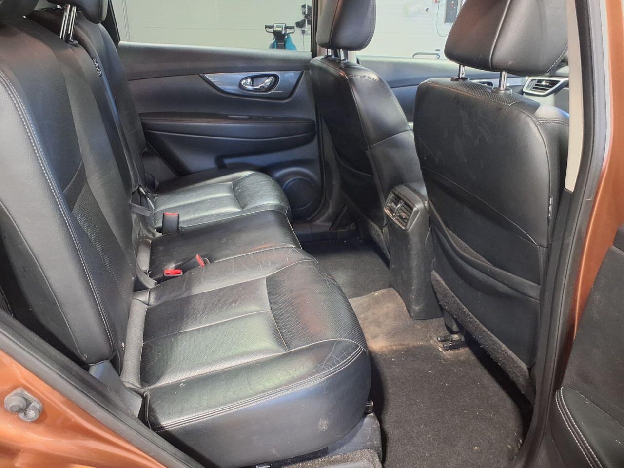 Nissan X-Trail view 11