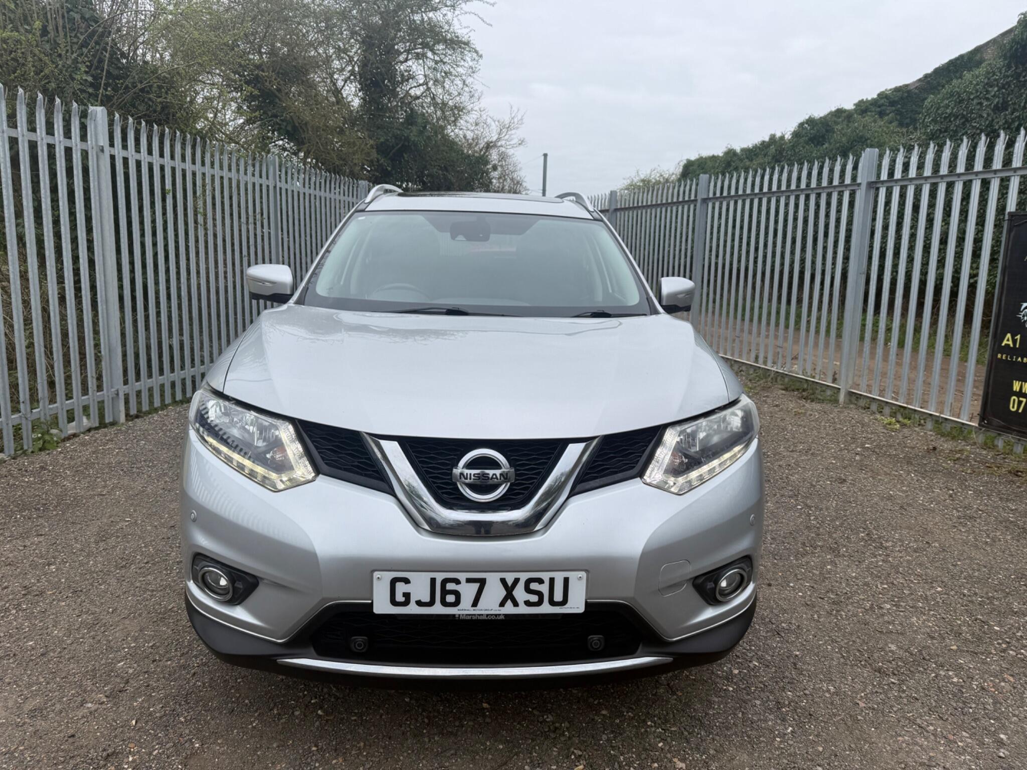 2017 Nissan X-Trail image 2