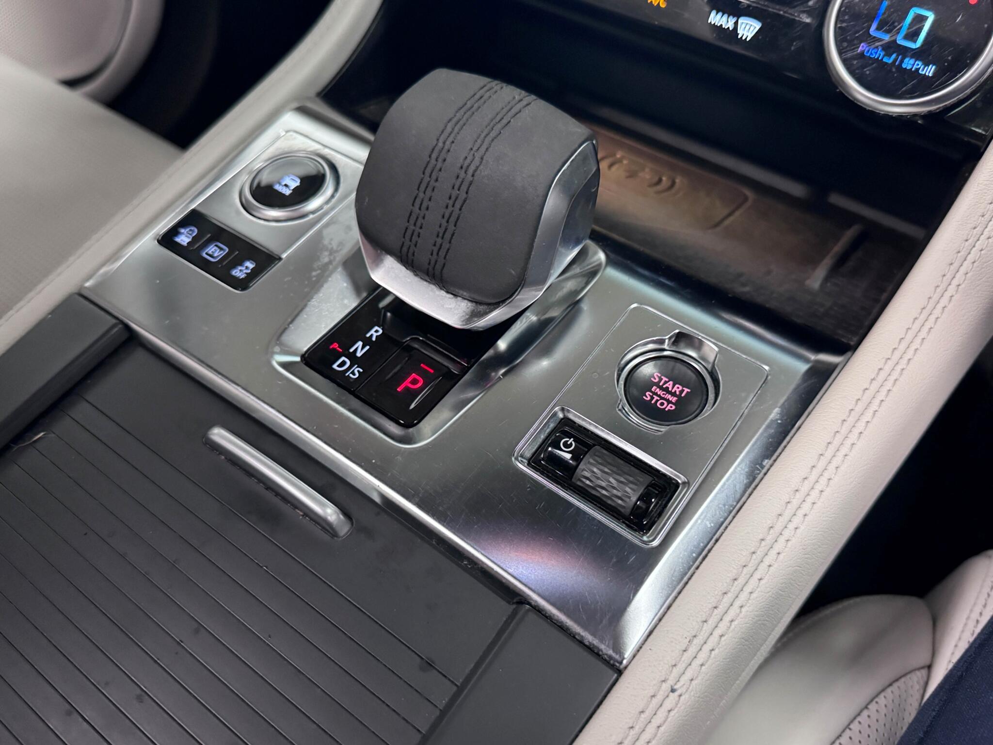 Jaguar F-Pace view 41