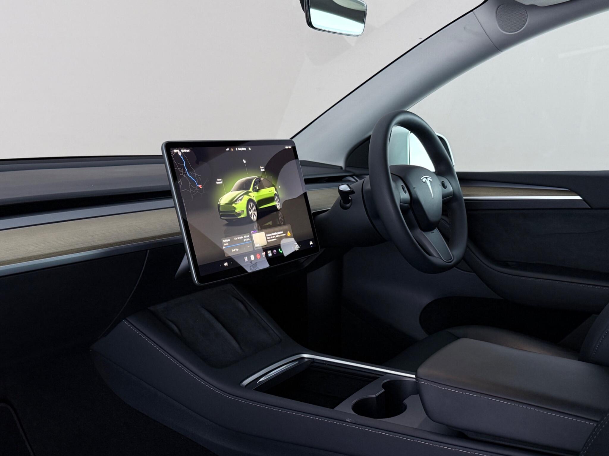 Tesla Model Y view 4