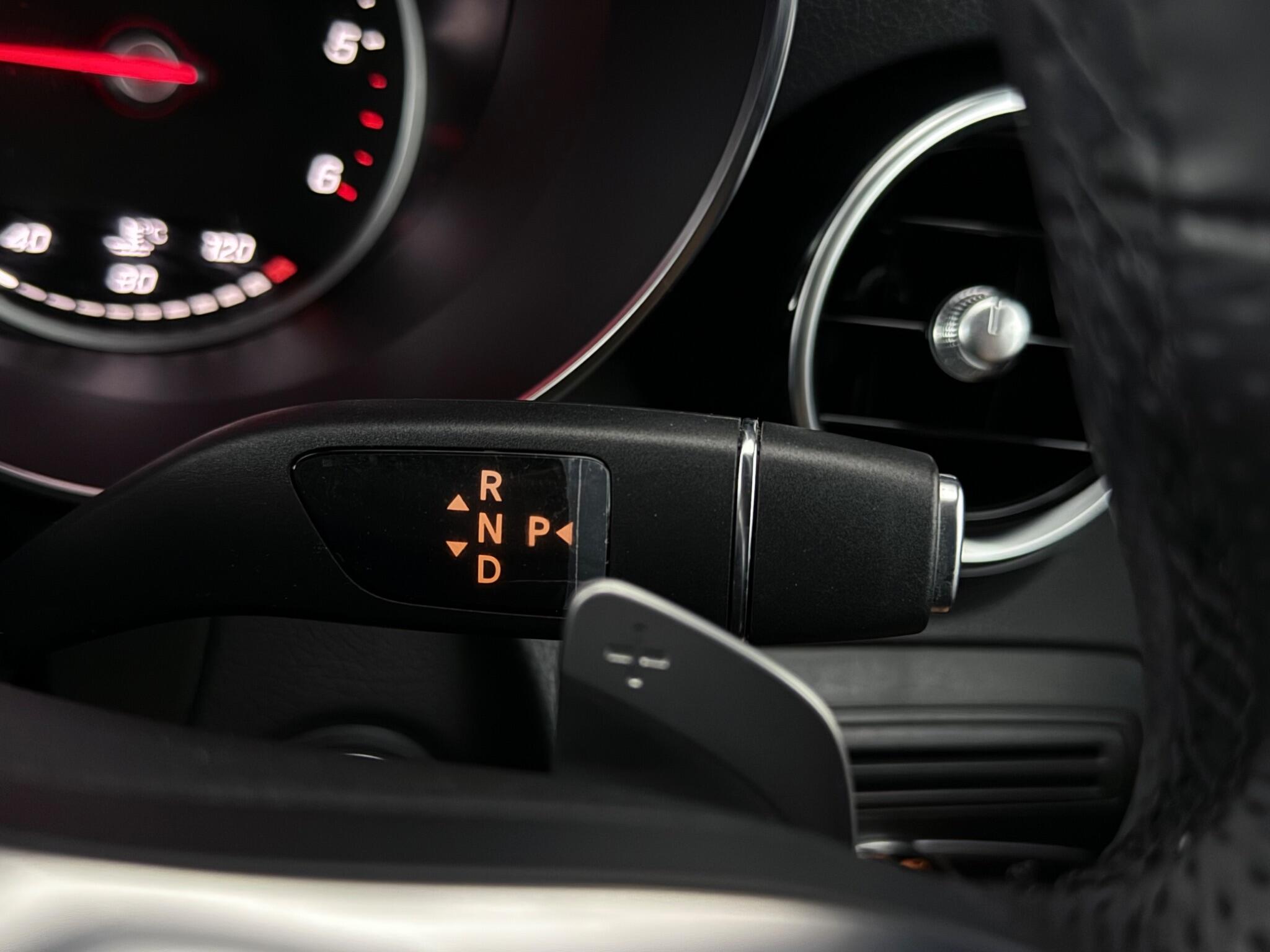 Mercedes-Benz GLC view 19