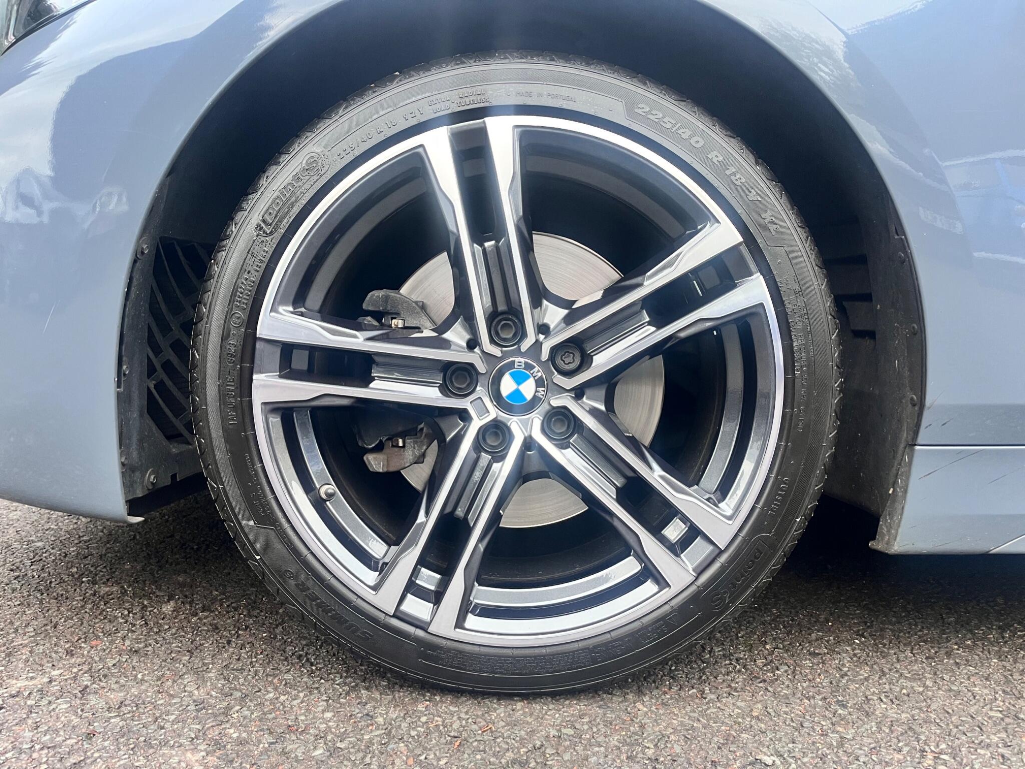 BMW 1 Series view 49