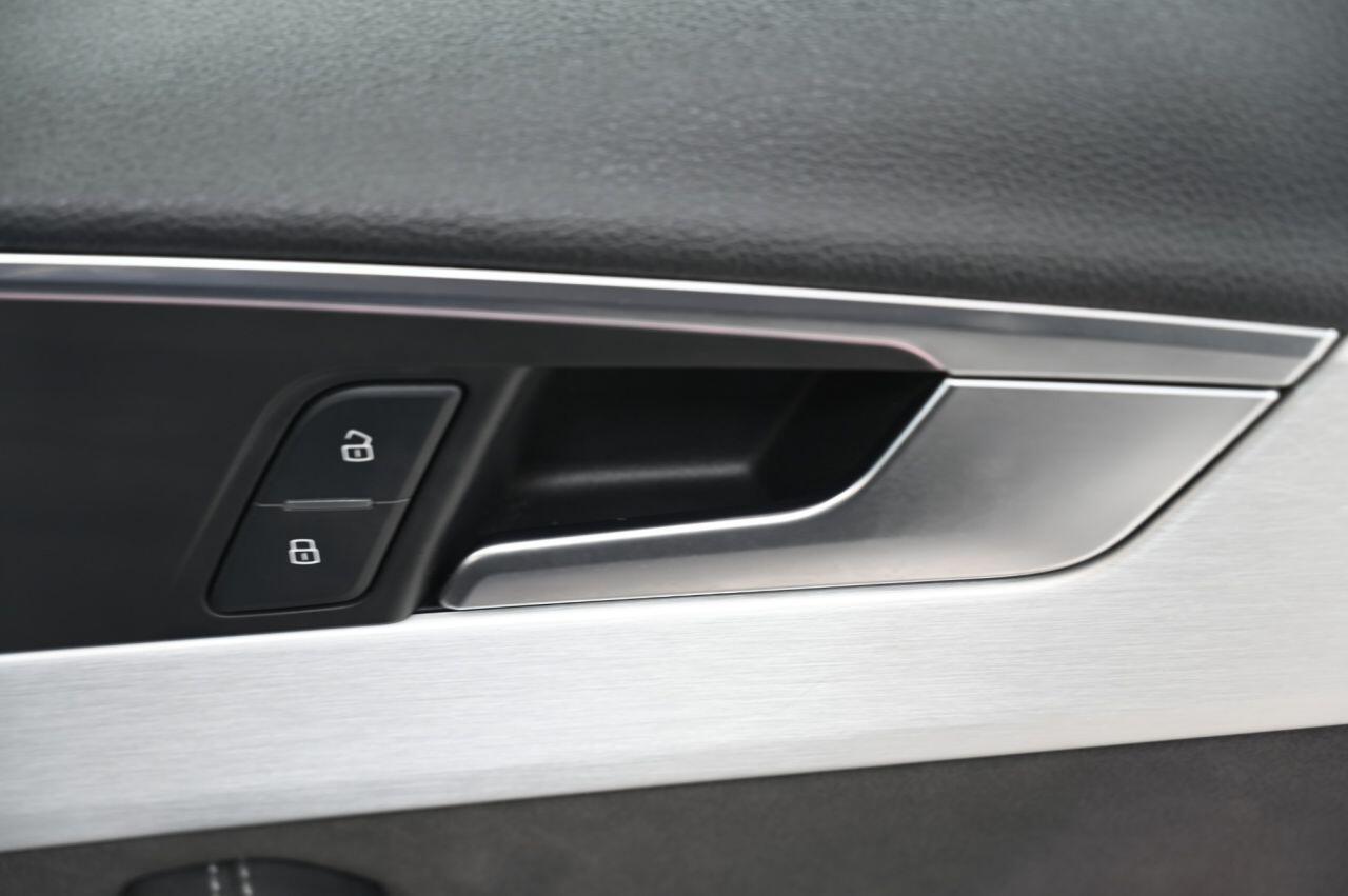 Audi S4 Avant view 41