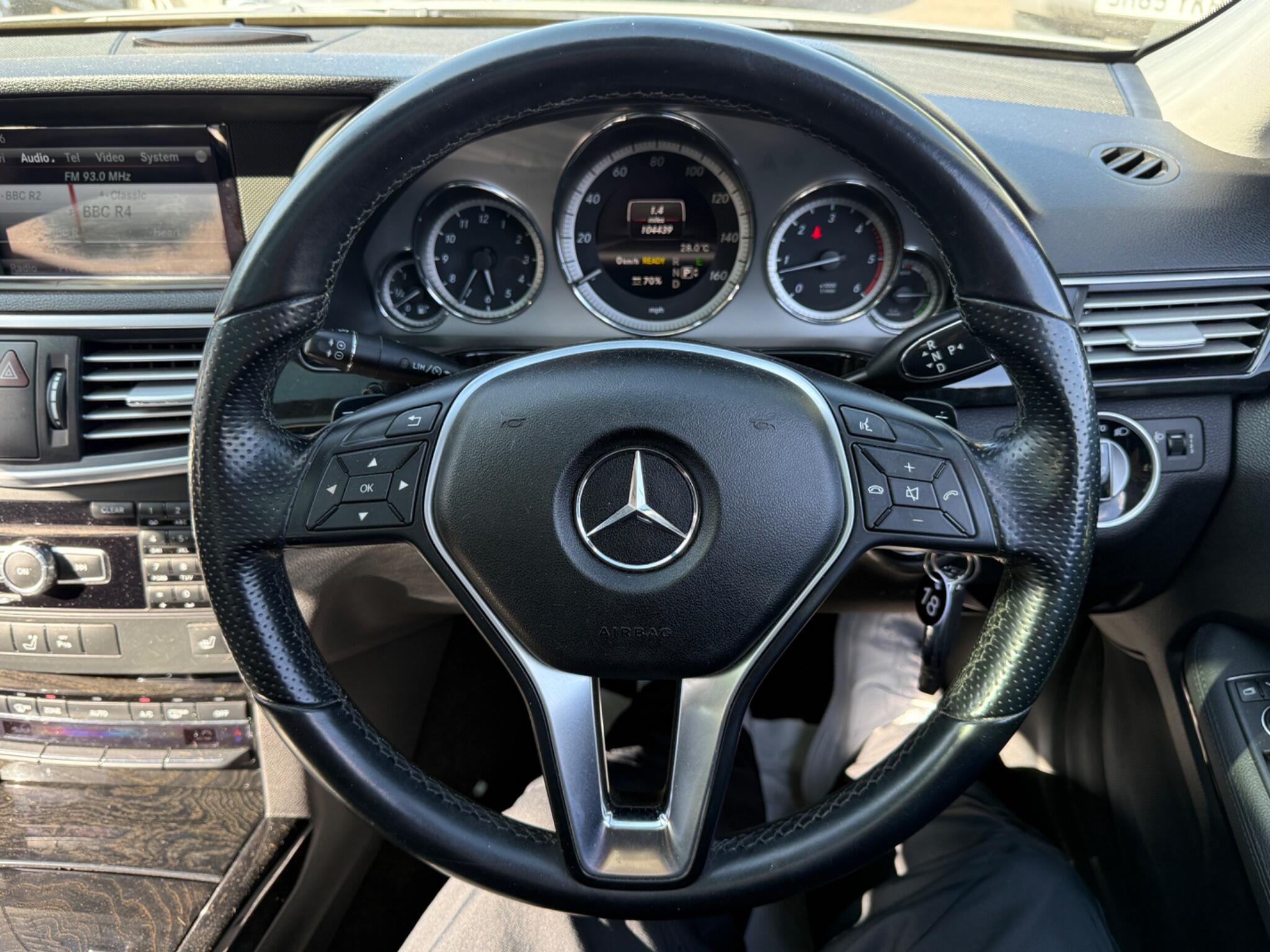 Mercedes-Benz E Class - Image 30