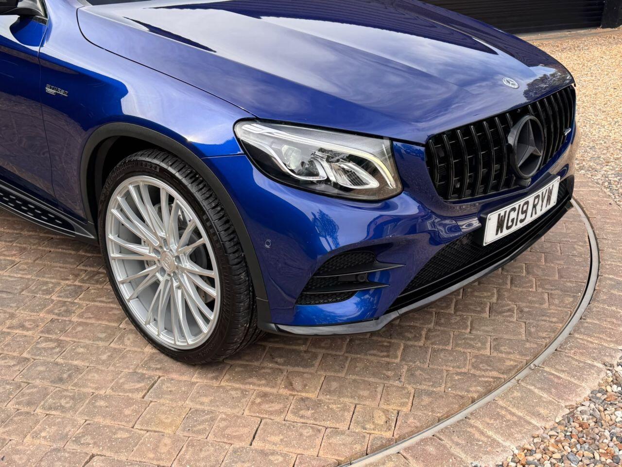 Mercedes-Benz GLC view 21
