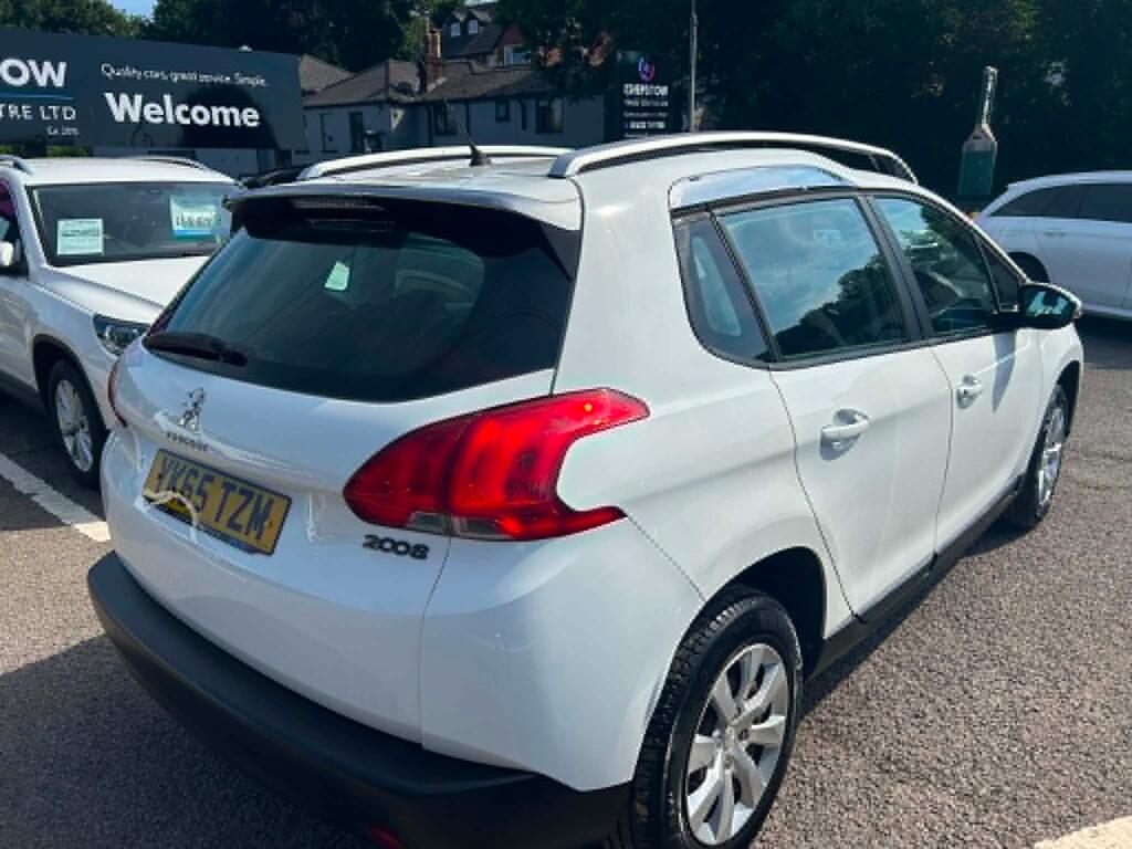 Peugeot 2008 view 2
