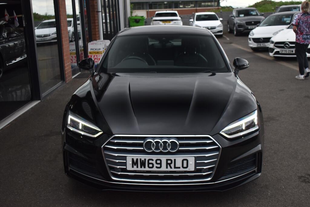 Audi A5 view 3