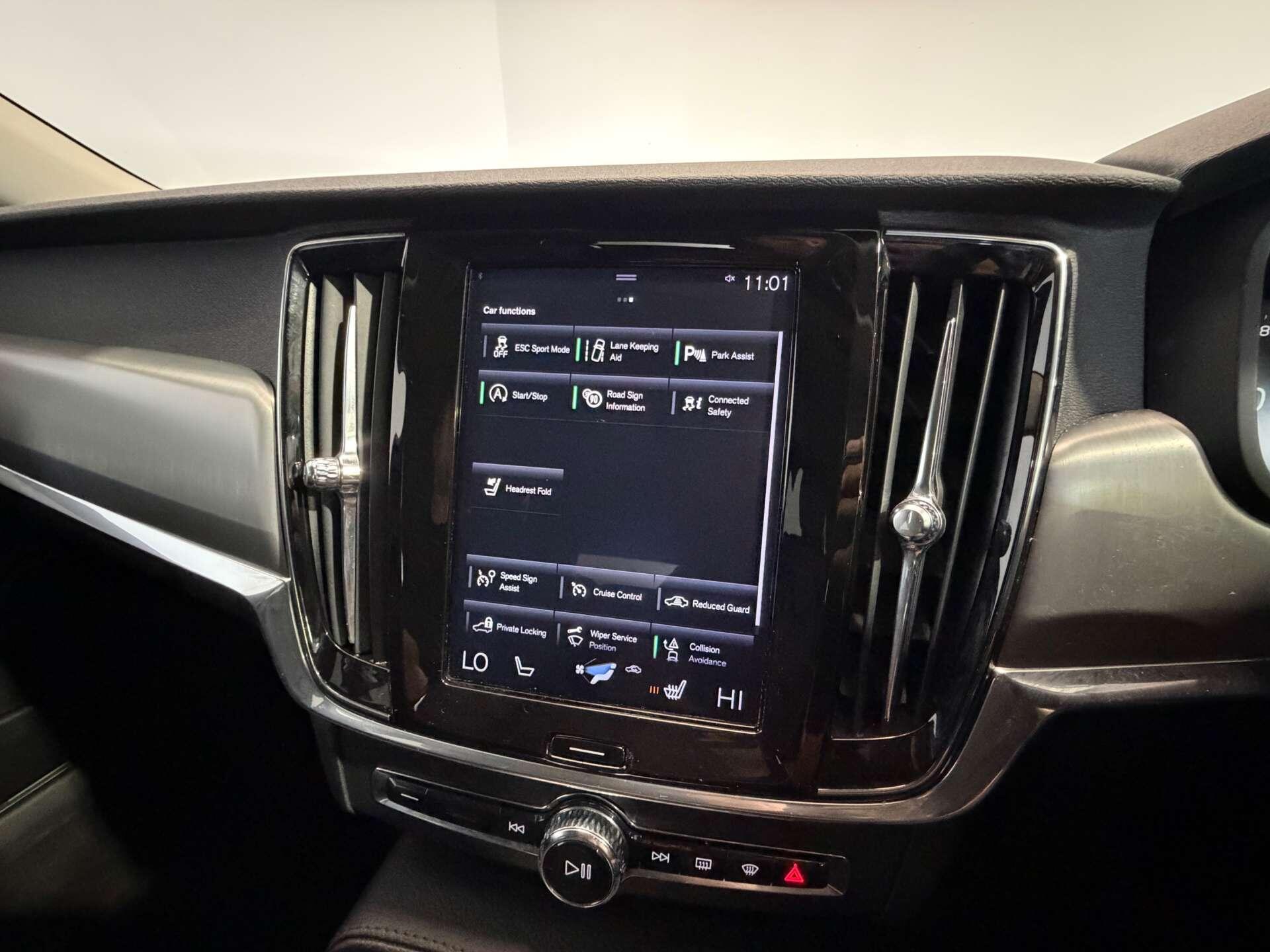 Volvo V90 view 39