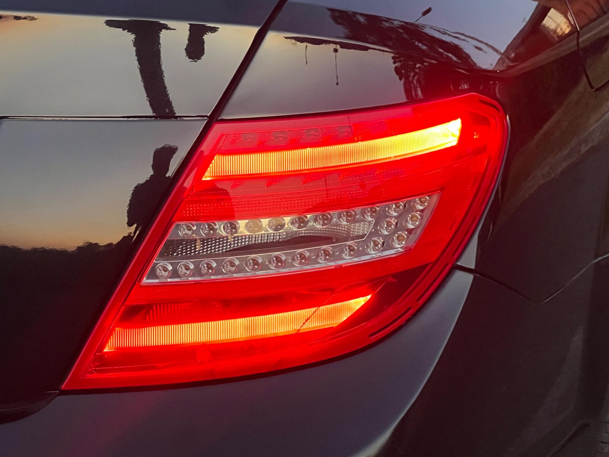 Mercedes-Benz C-Class view 11