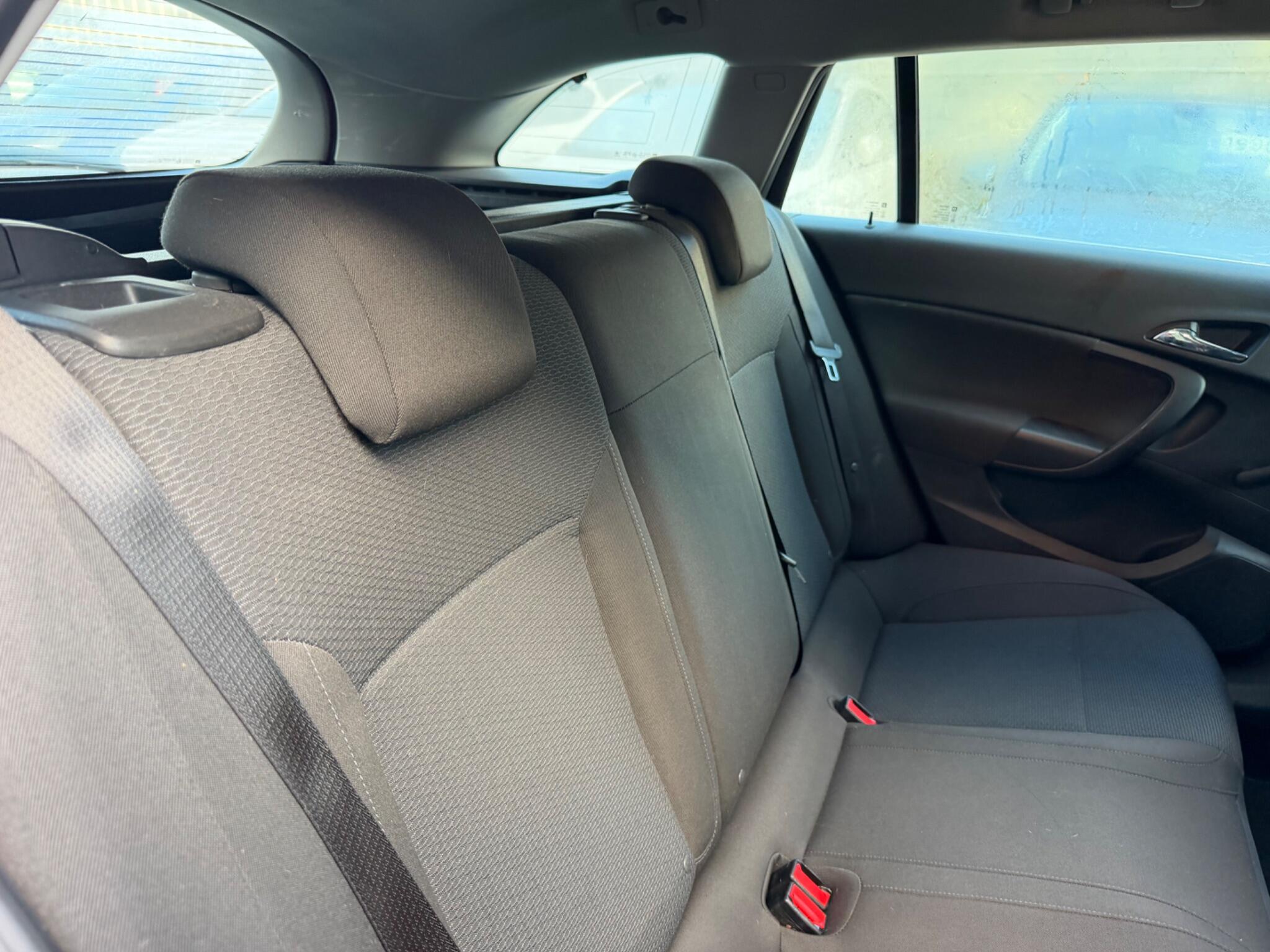 Vauxhall Insignia view 22
