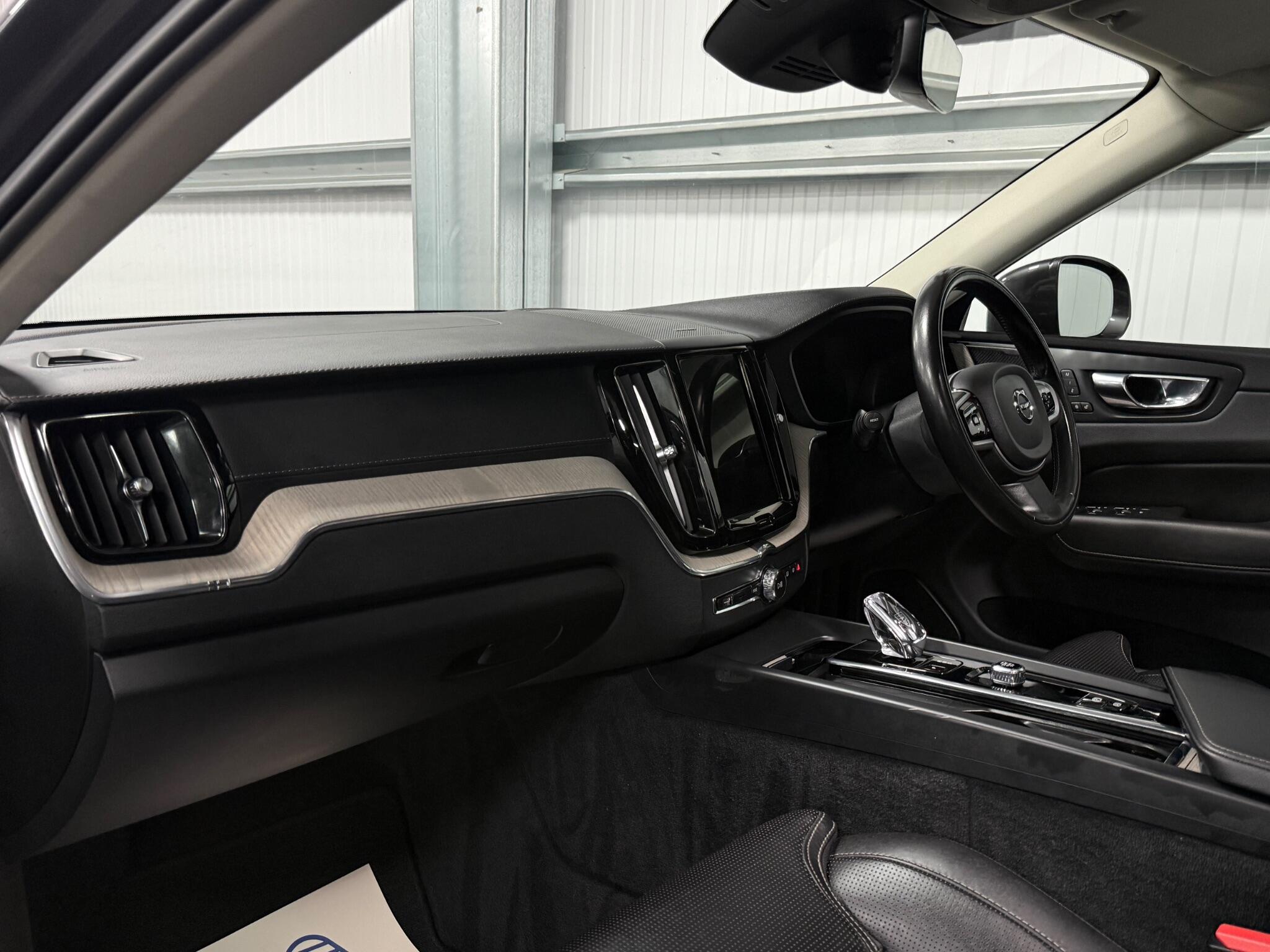 Volvo XC60 view 20