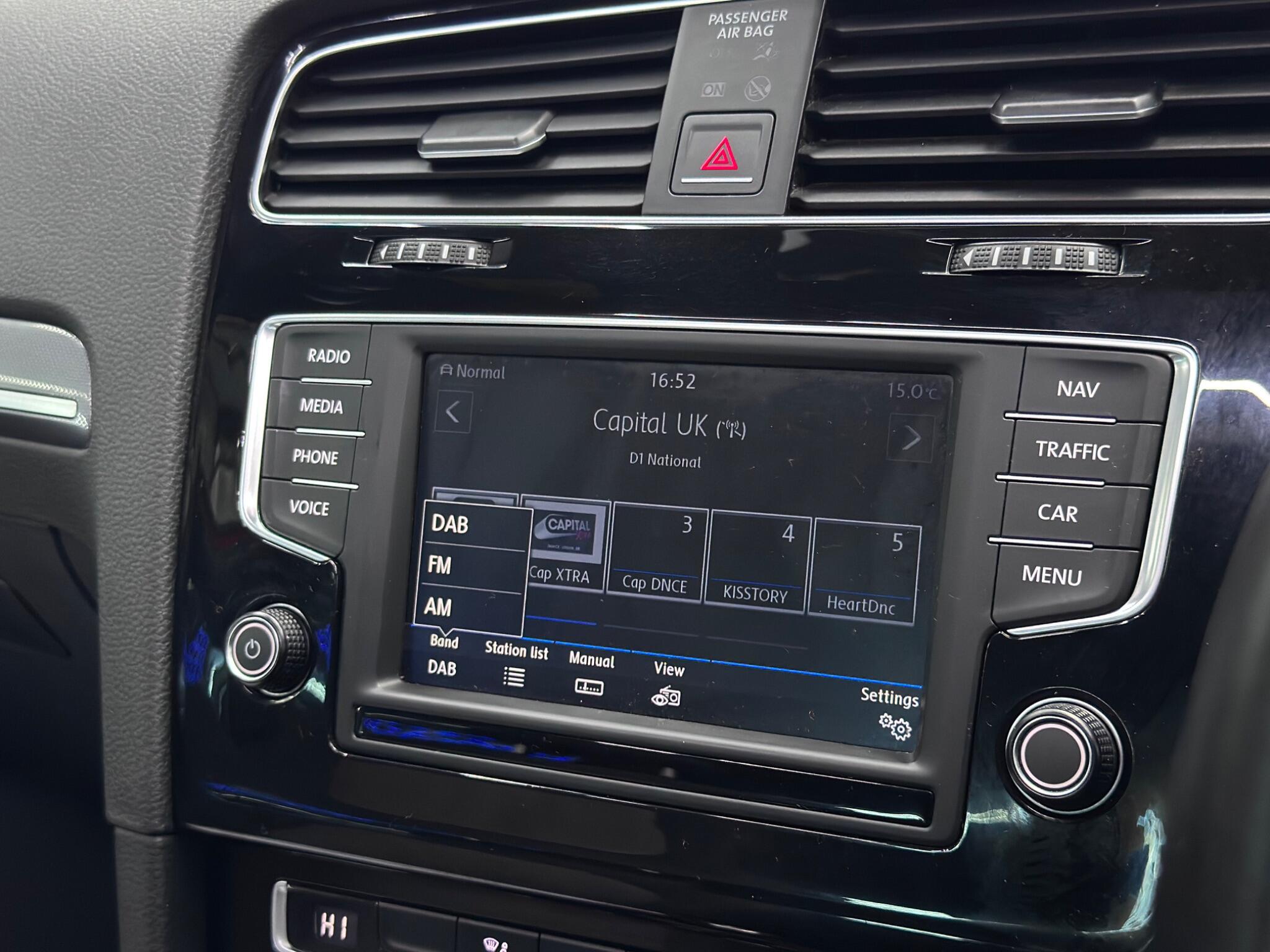 Volkswagen Golf view 27