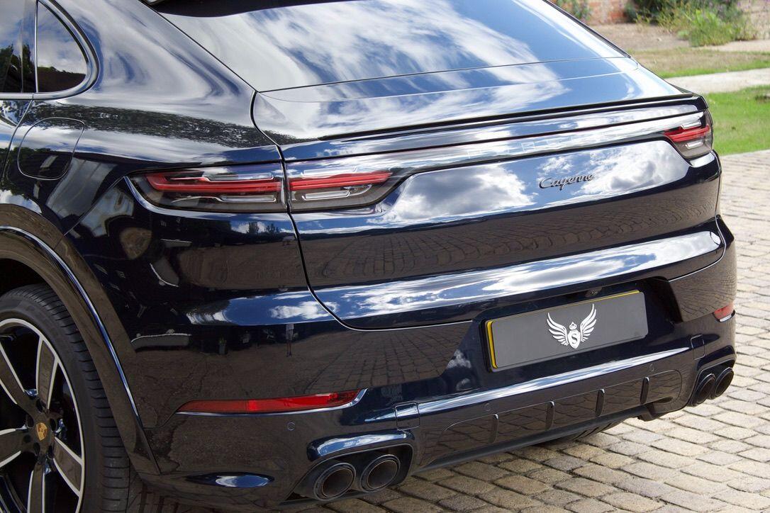 Porsche Cayenne view 28
