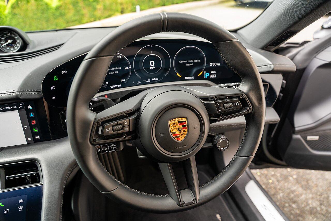 Porsche Taycan view 49