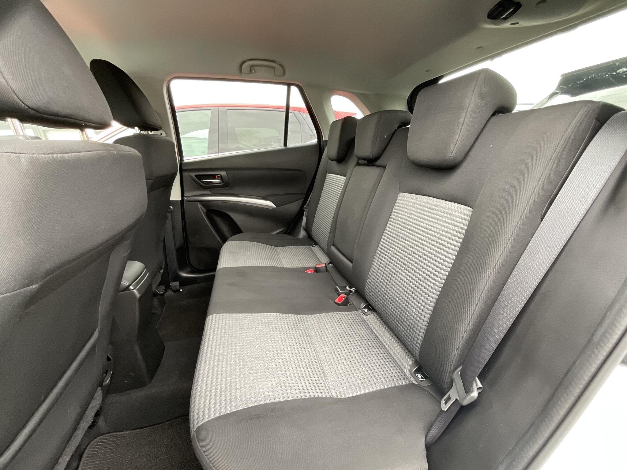 Suzuki S-Cross view 14