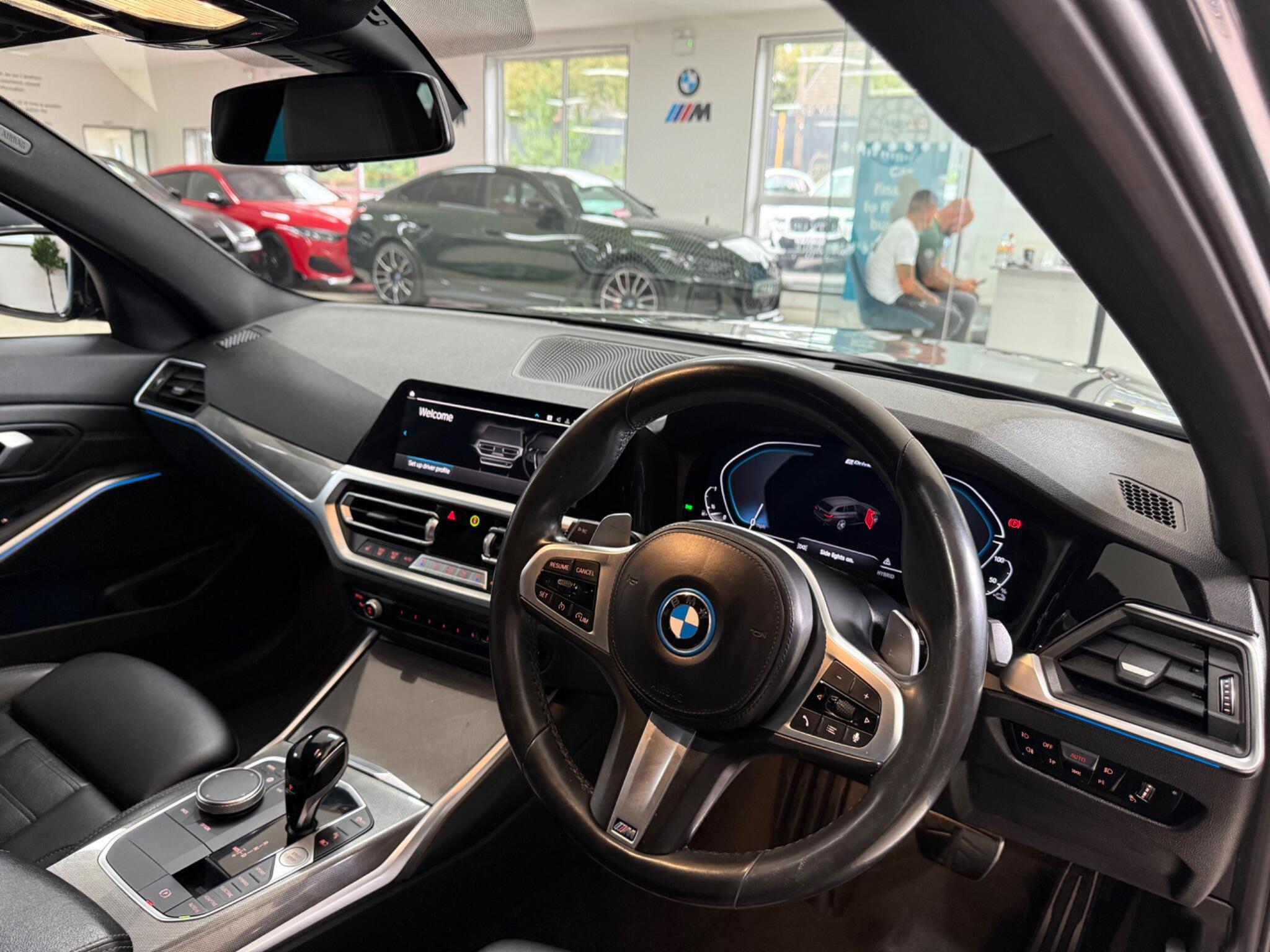 BMW 3 Series view 53