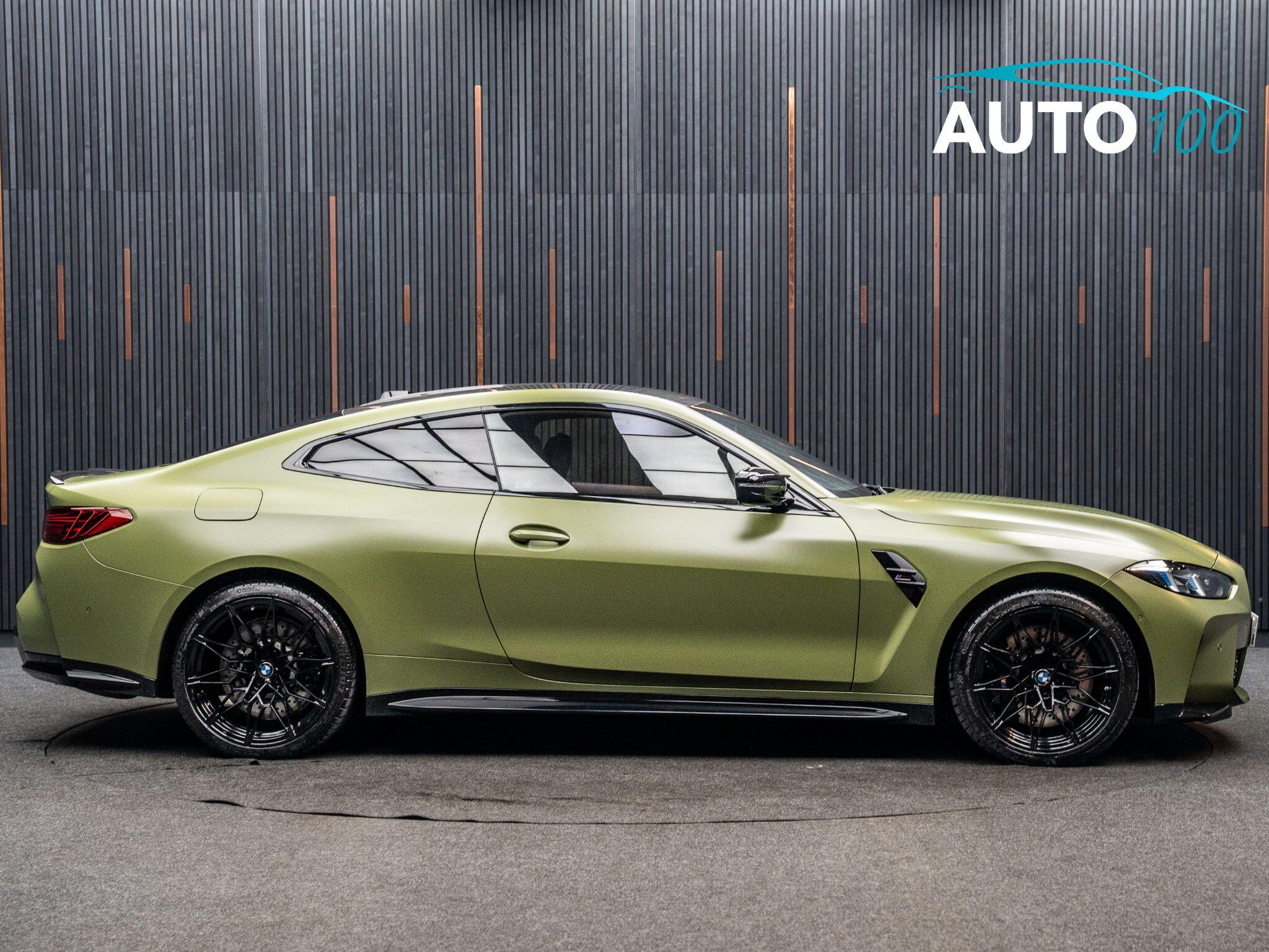BMW M4 view 11