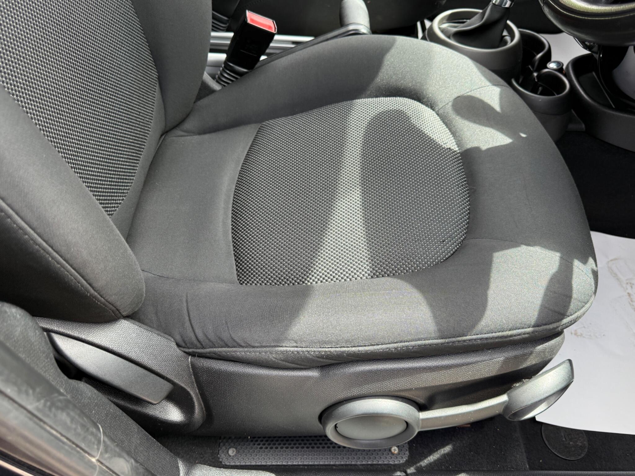 MINI Countryman - Image 38