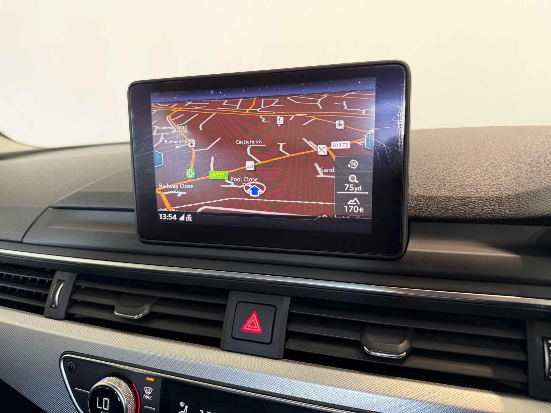 Audi A4 view 38