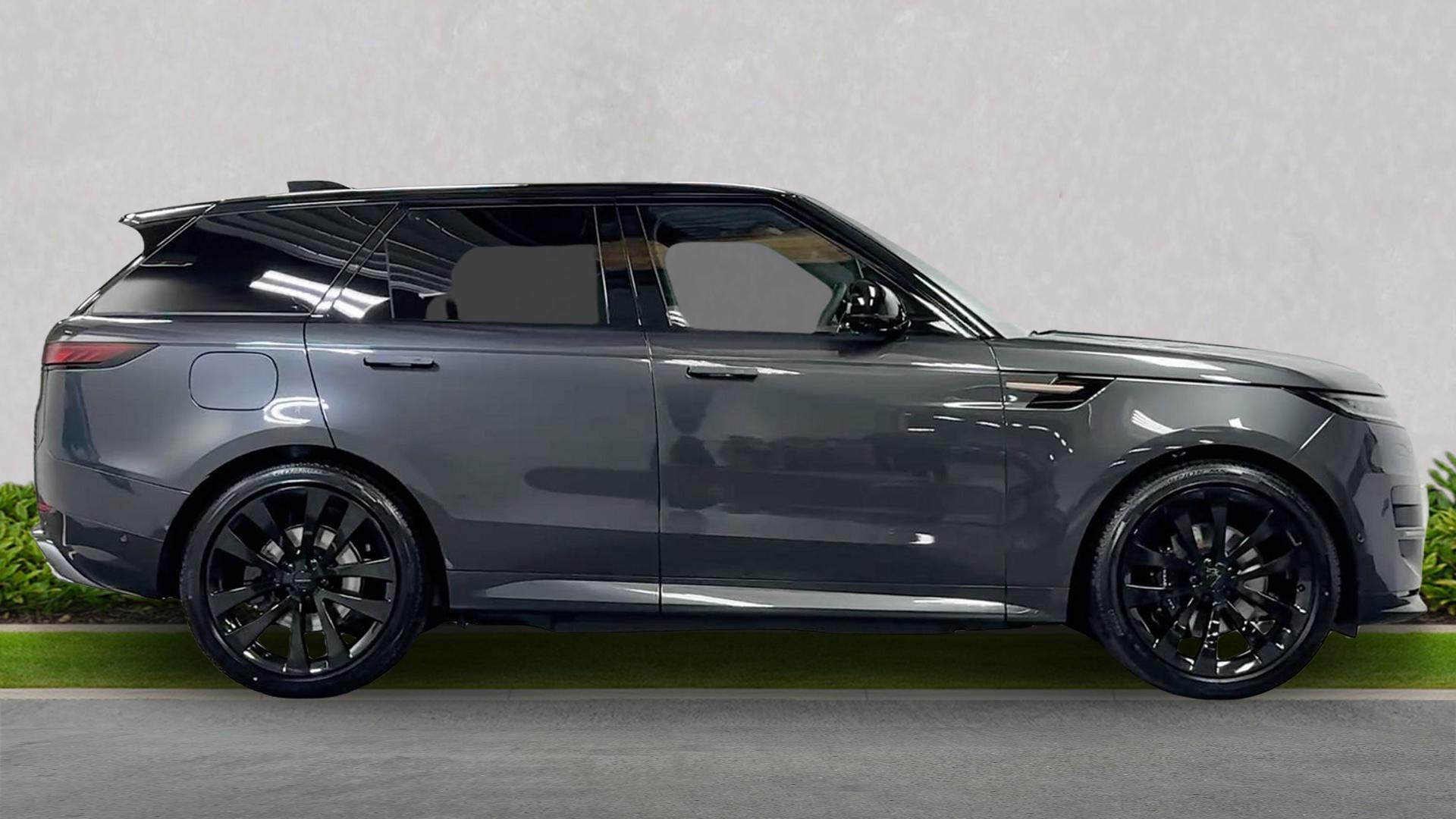 Land Rover Range Rover Sport view 5