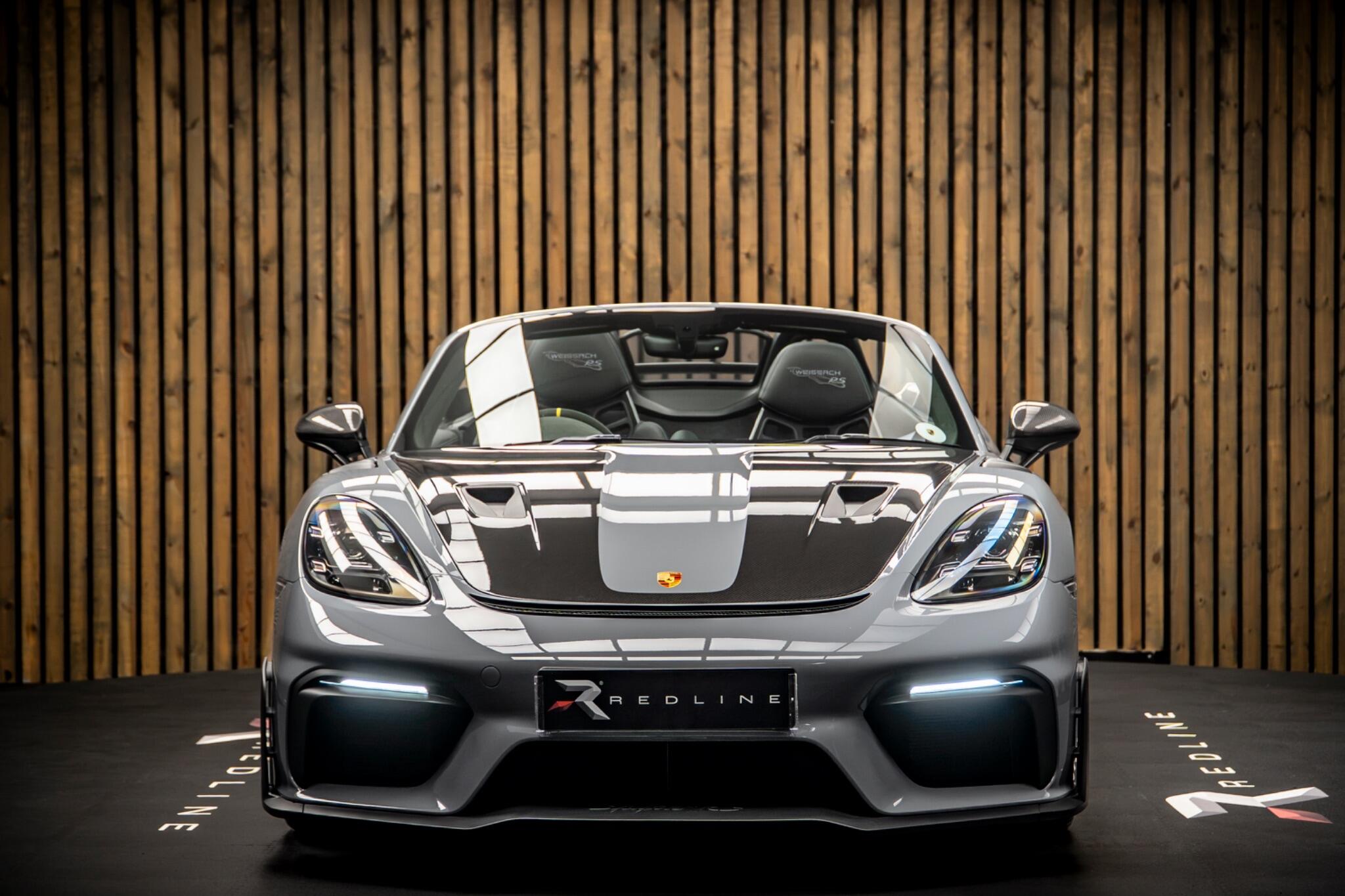 Porsche 718 Spyder view 5