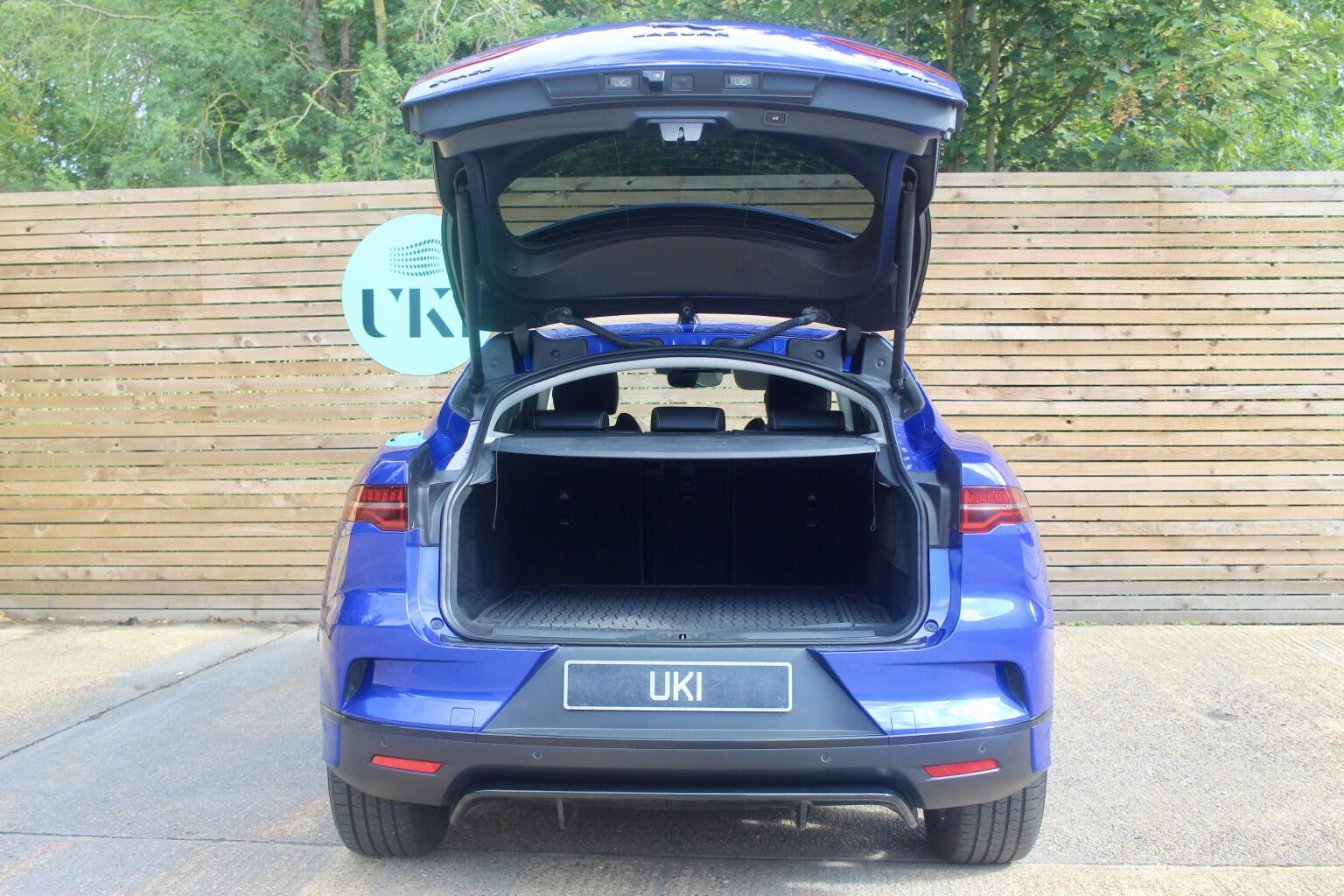 Jaguar I-Pace view 36