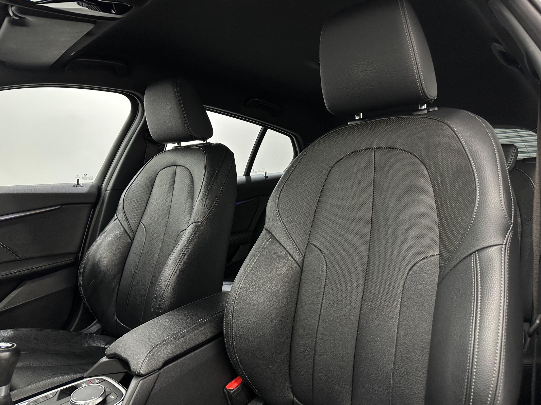 BMW 1 Series view 37