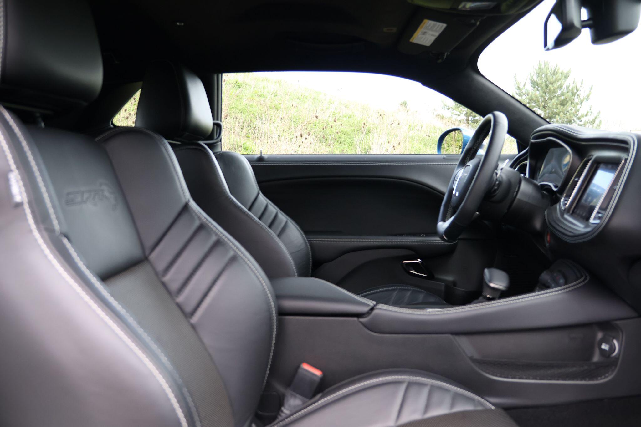 Dodge Challenger view 29