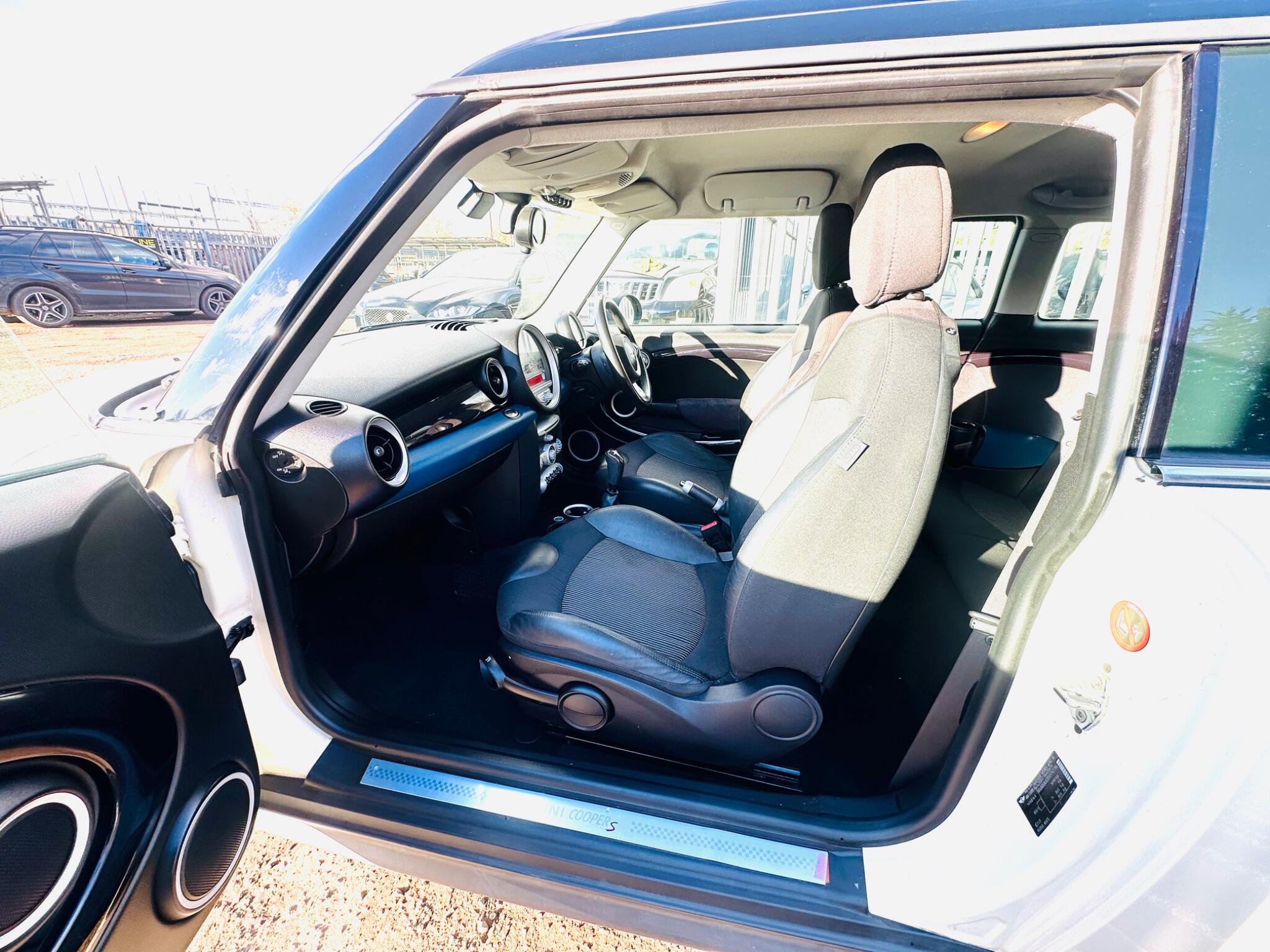 Mini Clubman view 22