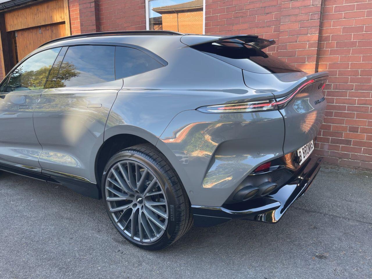 Aston Martin DBX view 11