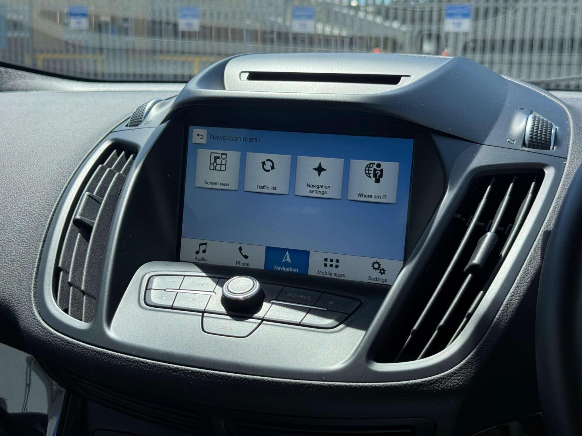 Ford Kuga view 75