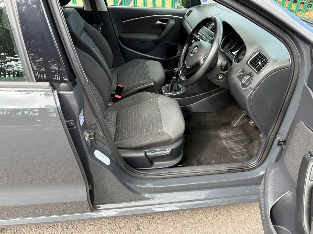 Volkswagen Polo view 28