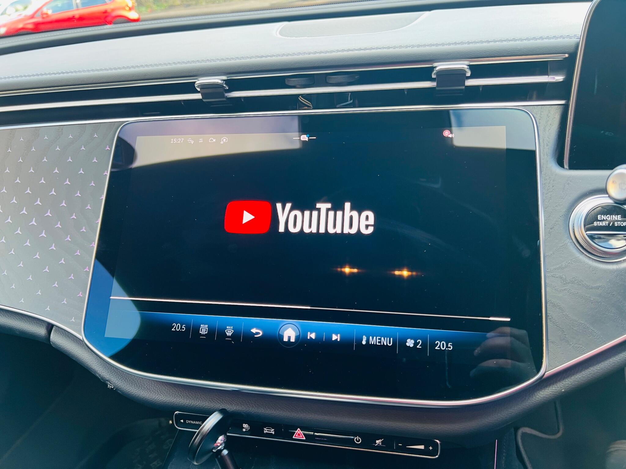Mercedes-Benz E Class view 27