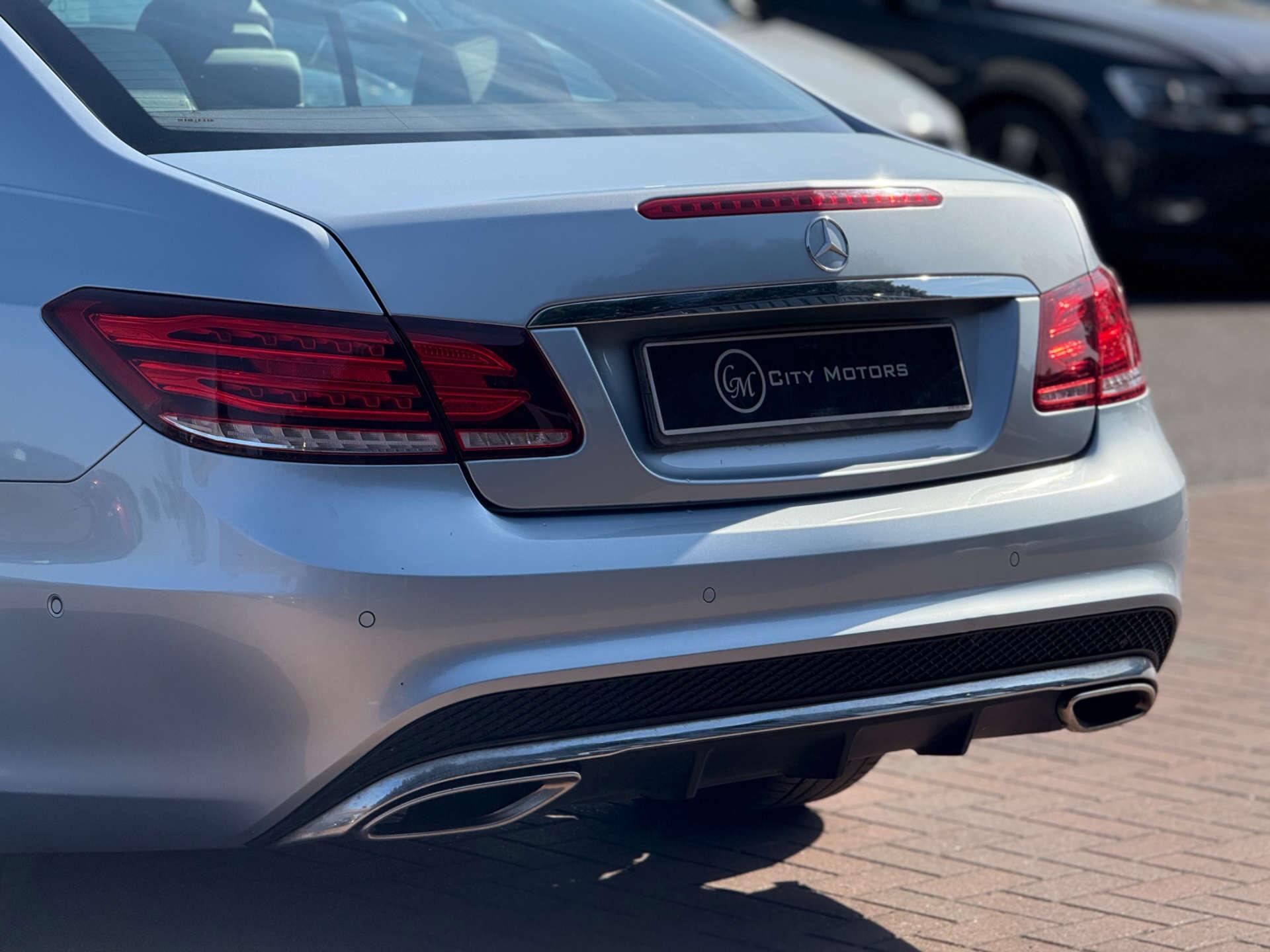 Mercedes-Benz E-Class view 28