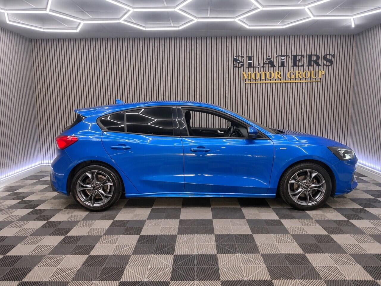 Ford Focus view 7