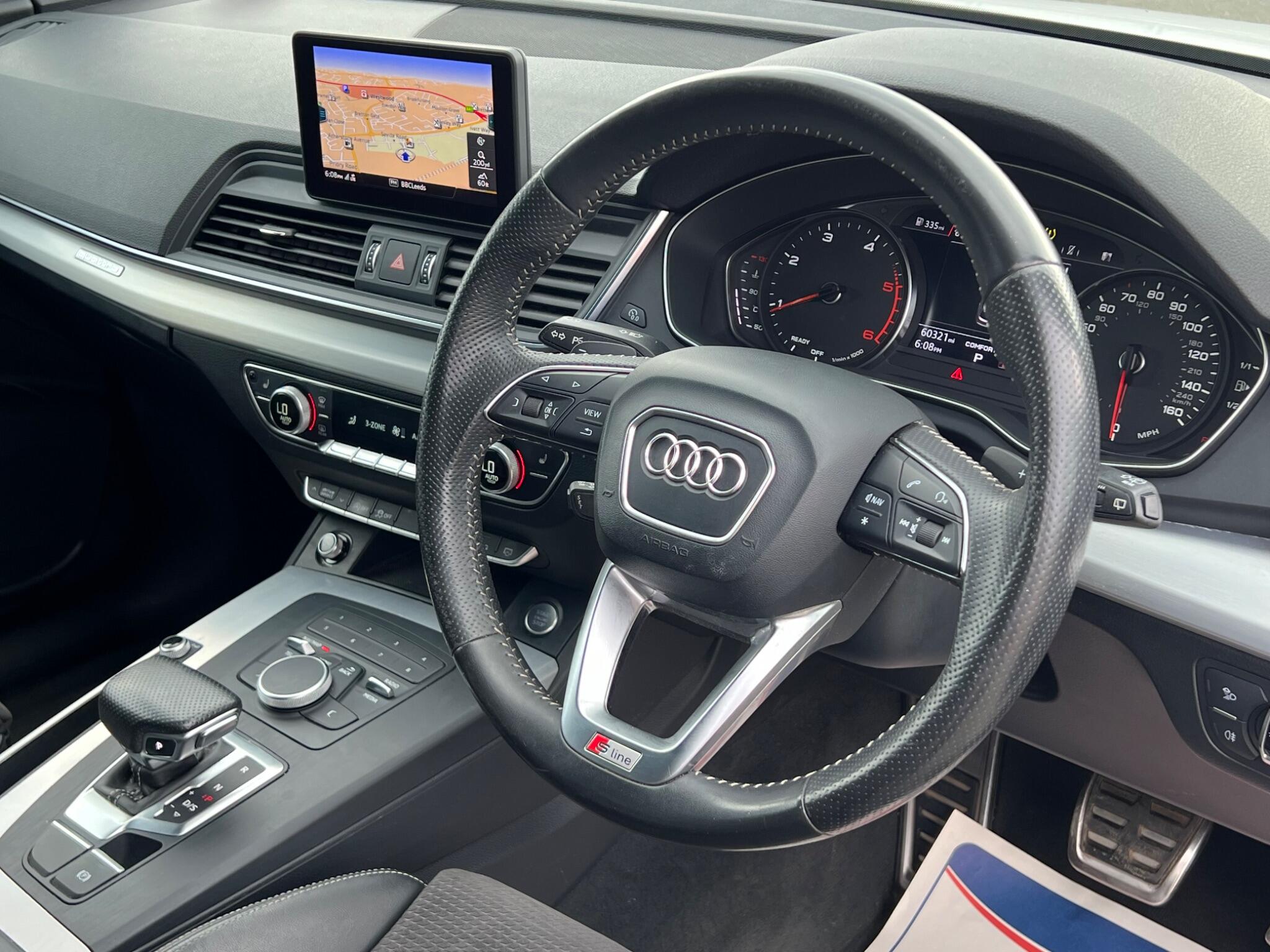 Audi Q5 view 35