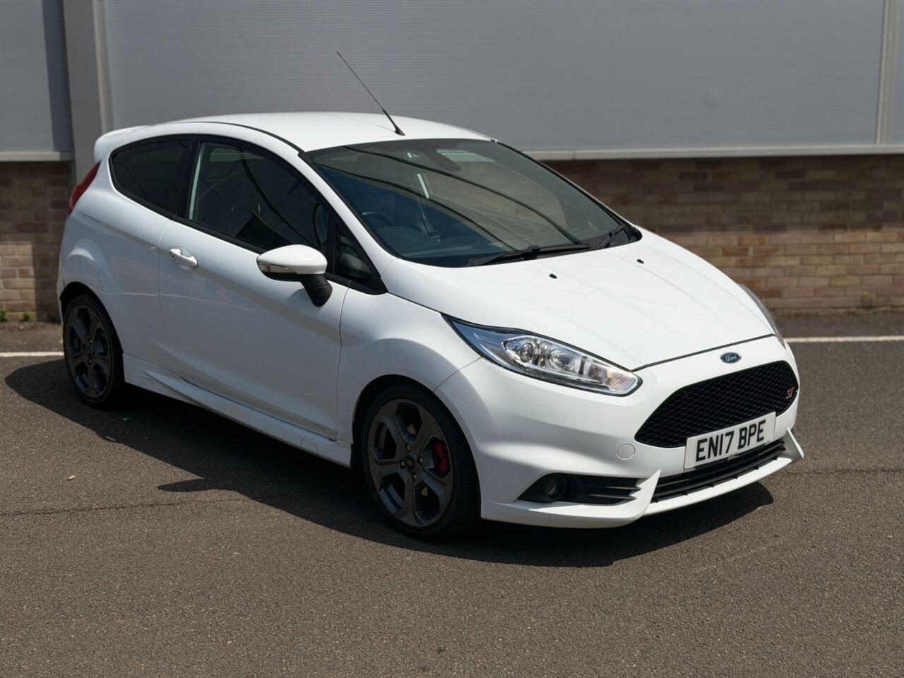 Ford Fiesta view 45
