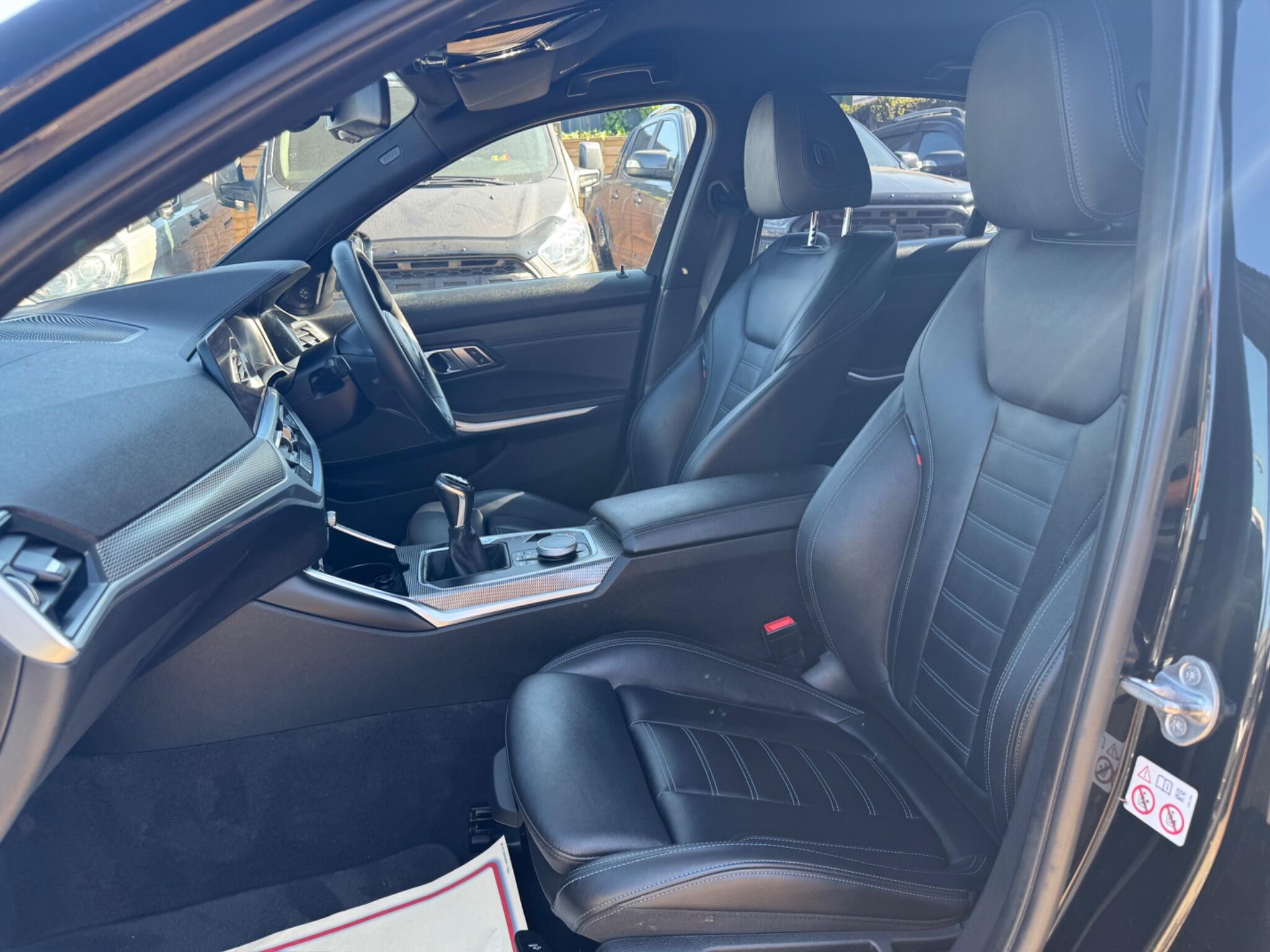 BMW 3 Series view 49