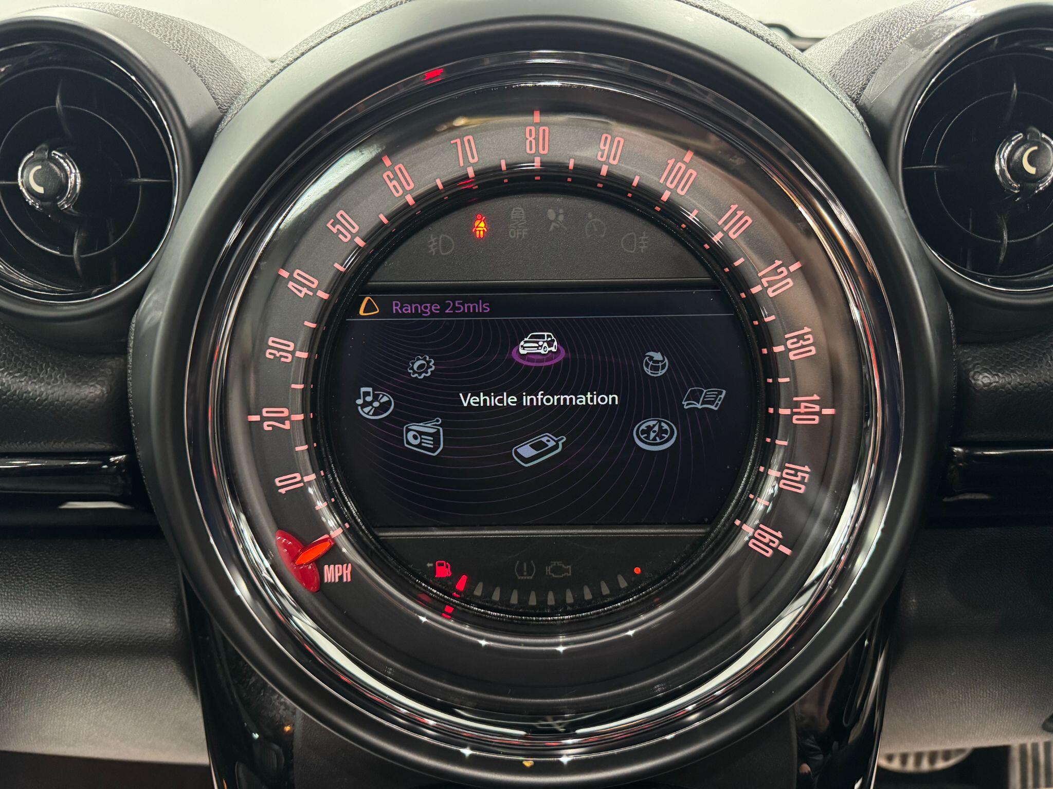MINI Countryman view 41