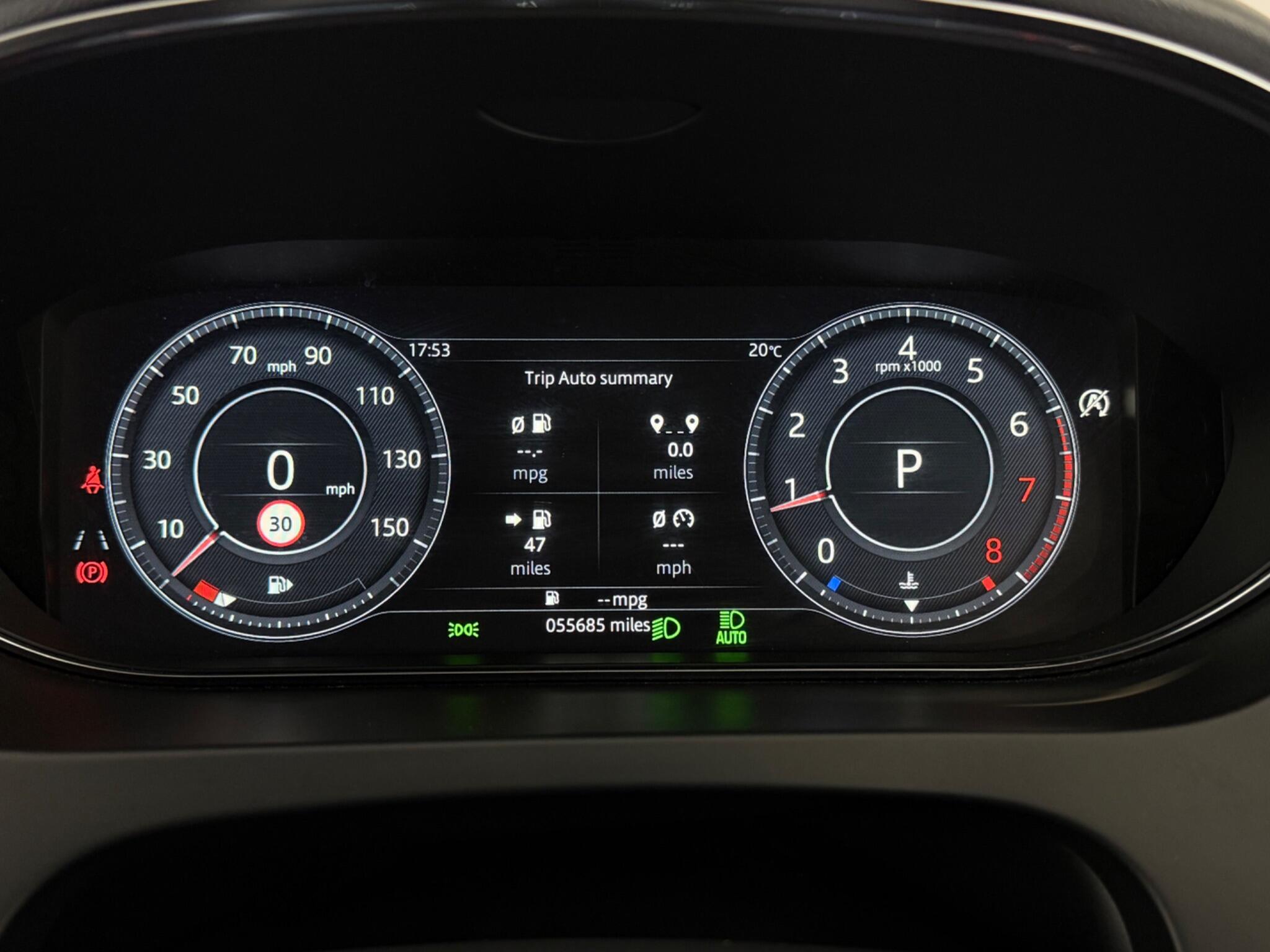 Jaguar E-Pace view 16