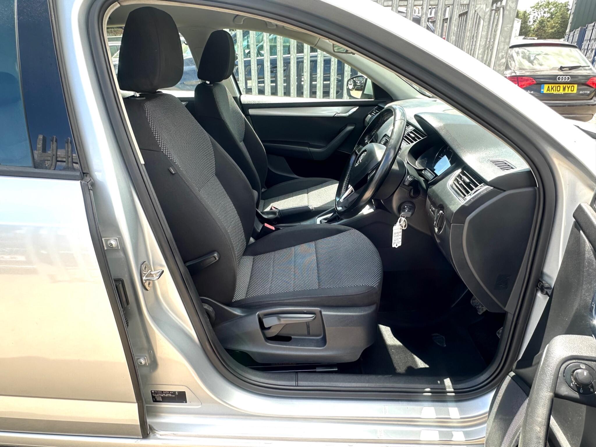 Skoda Octavia view 13