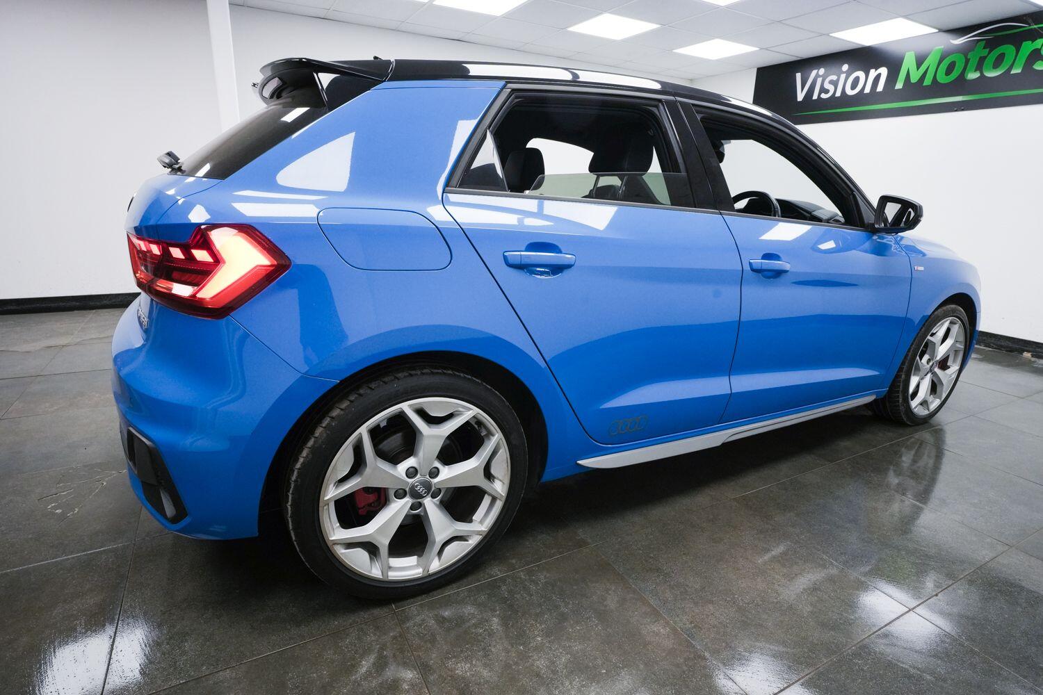 Audi A1 view 3