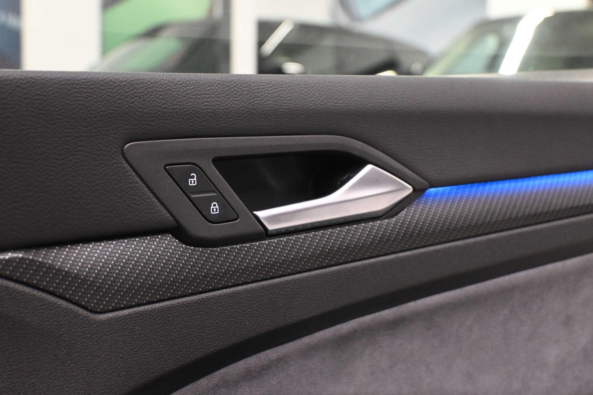 Volkswagen Golf view 57