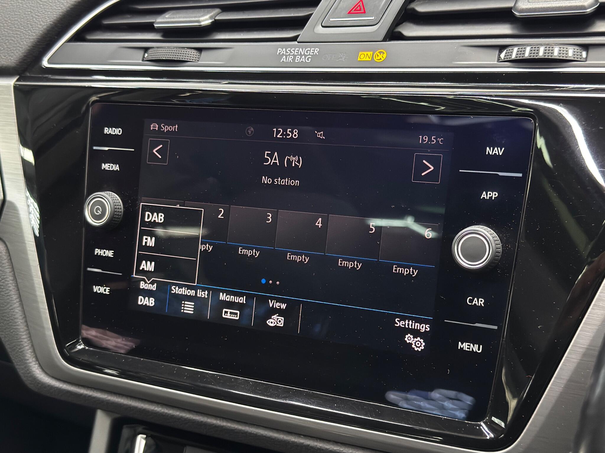 Volkswagen Touran view 46